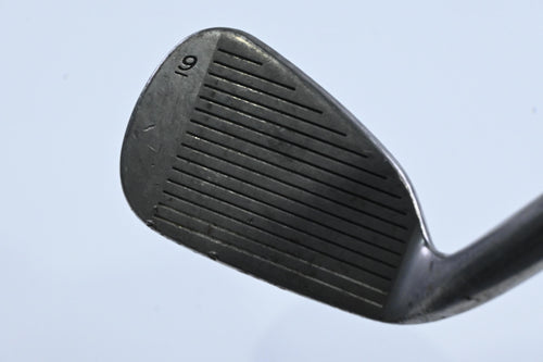 Taylormade Firesole Forged #9 Iron / Regular Flex Taylormade Bubble 80 Shaft