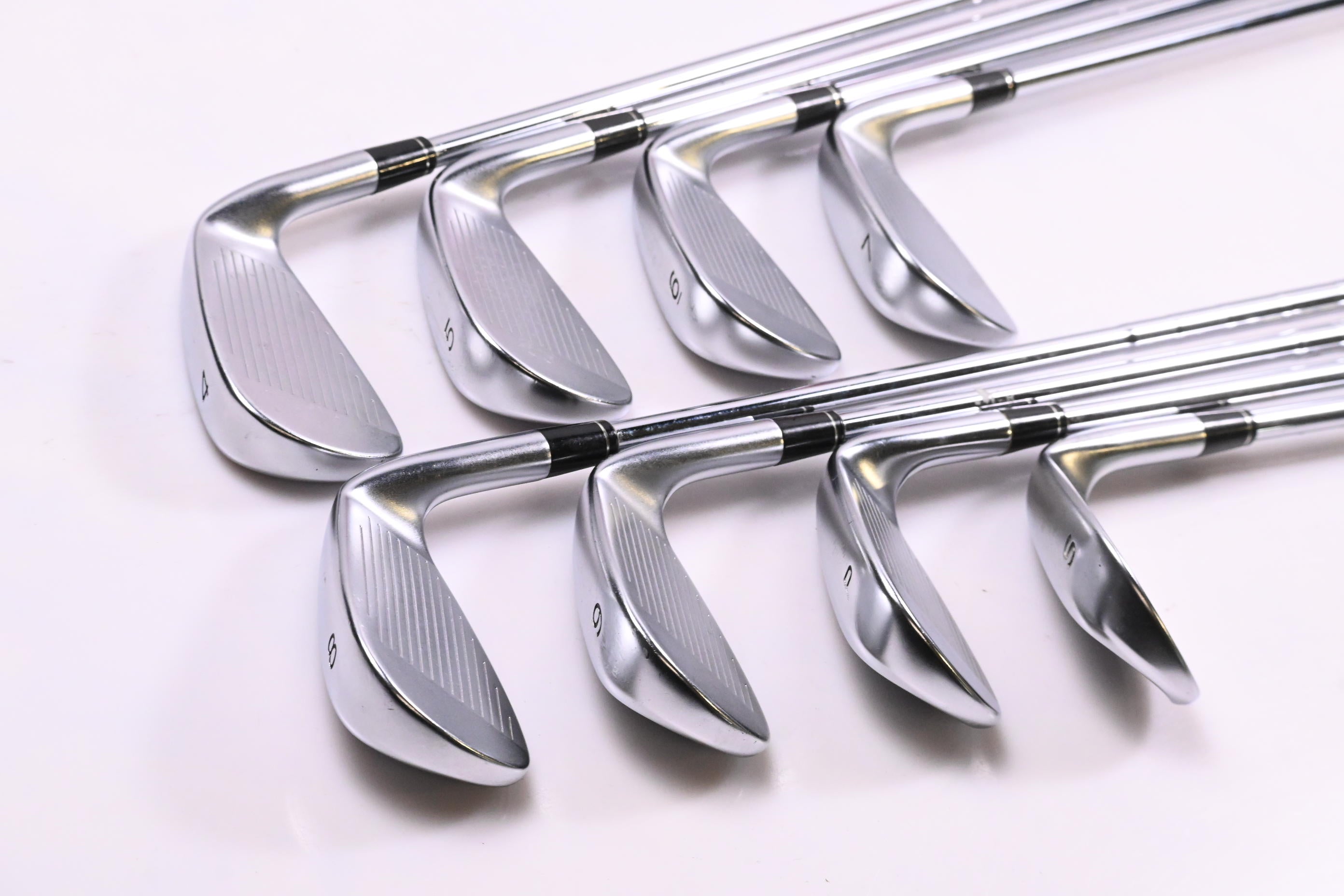 Left Hand Taylormade R9 Irons / 4-PW+SW / Regular Flex KBS Taylormade 90 Shafts