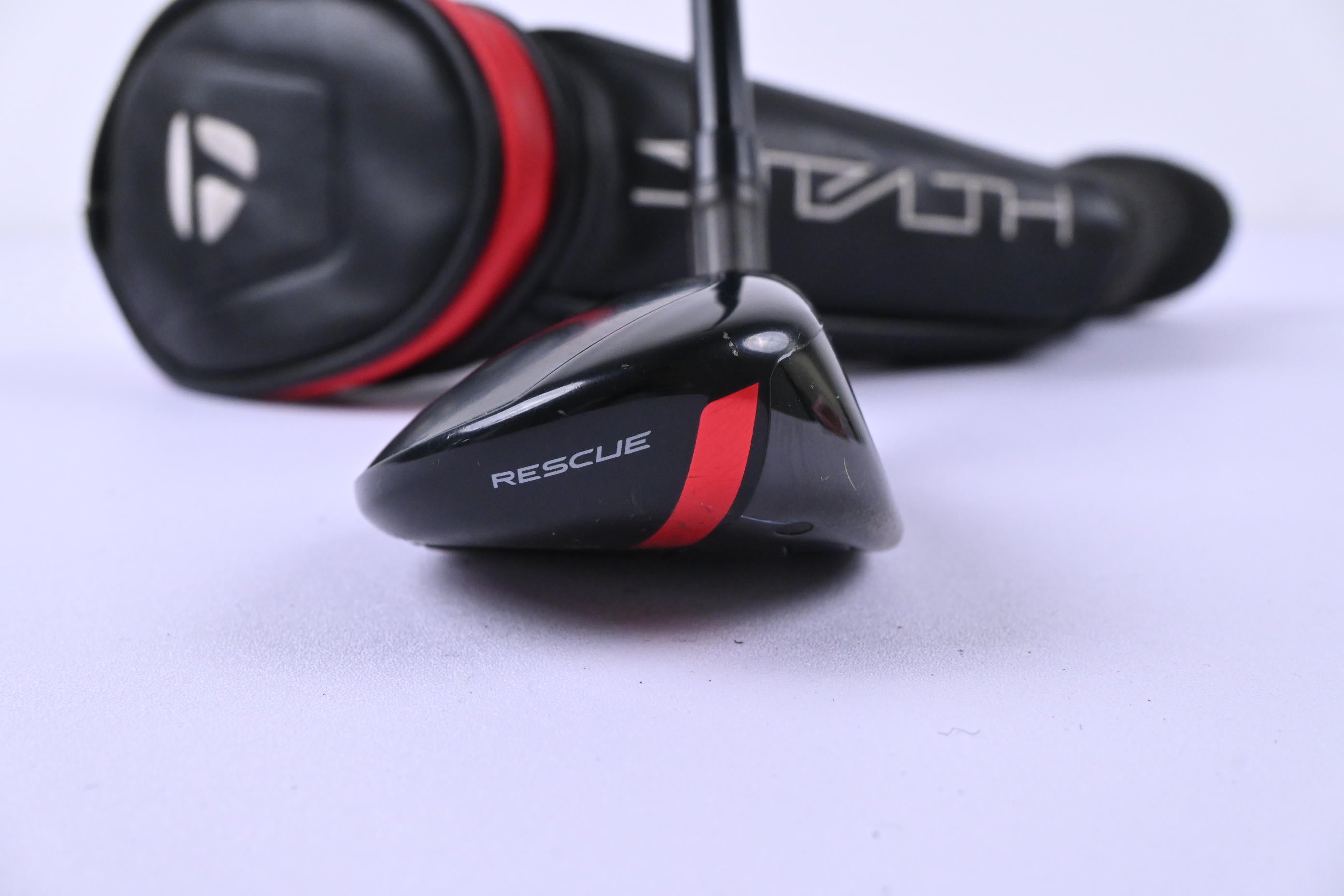 Taylormade Stealth #4 Hybrid / 22 Degree / Regular Flex Ventus Red 6 Shaft