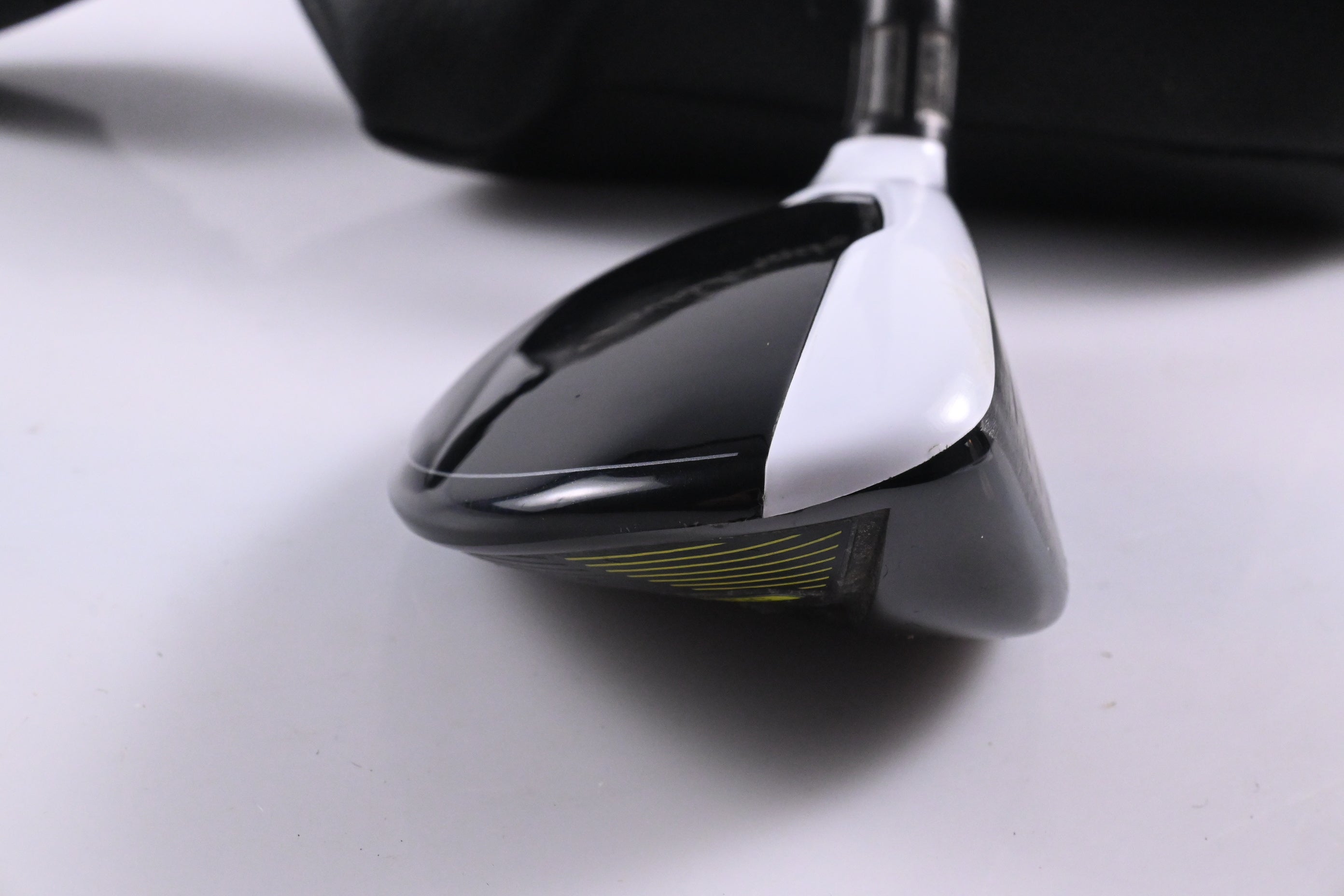 Taylormade M2 2017 #4 Hybrid / 22 Degree / Stiff Flex Taylormade M2 REAX 75