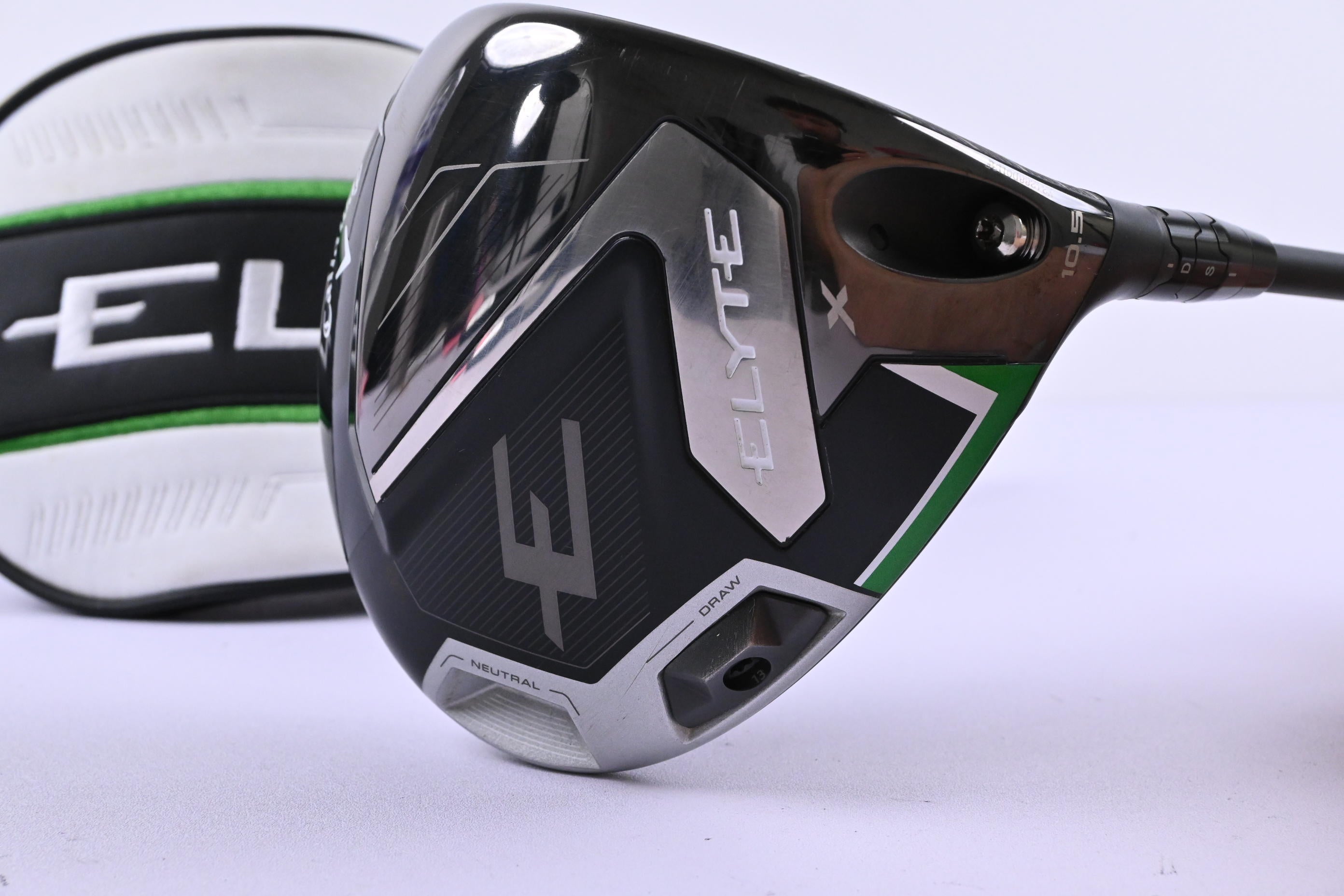 Callaway Elyte X Driver / 10.5 Degree / Regular Flex Vanquish 4 Shaft