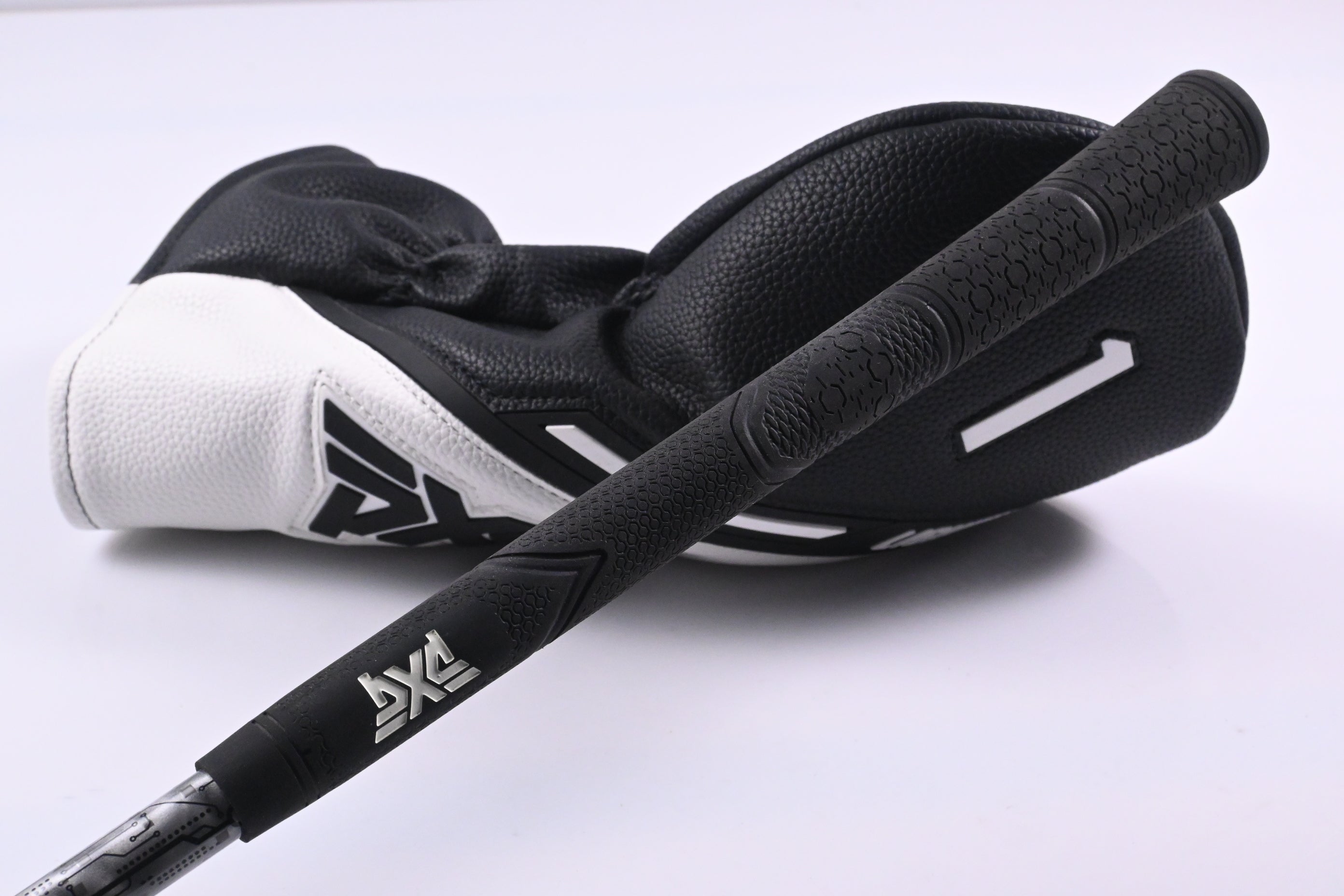 PXG Lightning Tour Mid Driver / 10.5 Degree / Regular Flex Aldila Rogue Elite