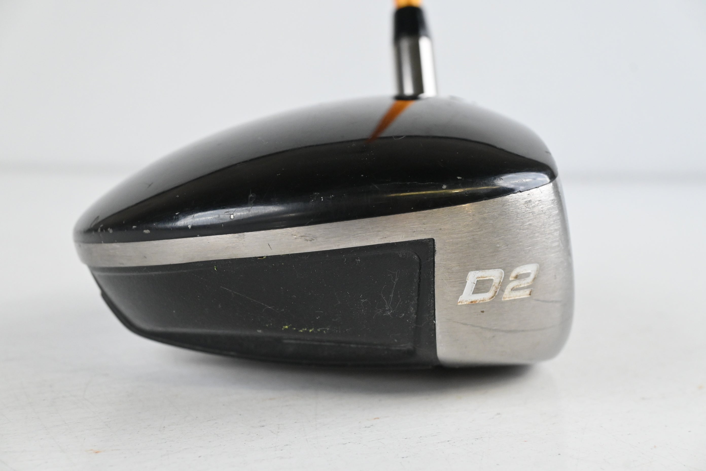 Titleist 907 D2 Driver / 10.5 Degree / Regular Flex UST Proforce V2 75 Shaft