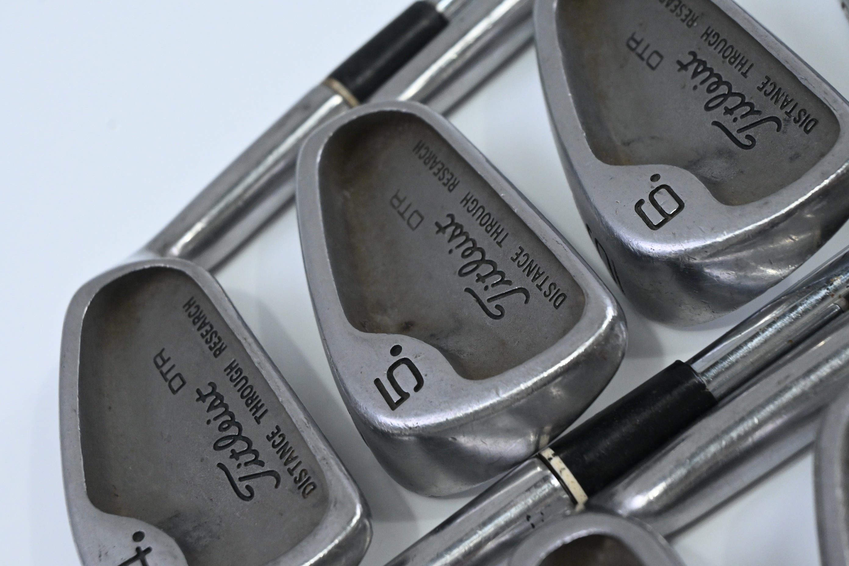 Titleist DTR Irons / 4-PW+SW / Regular Flex Dynamic Gold R300U Shafts