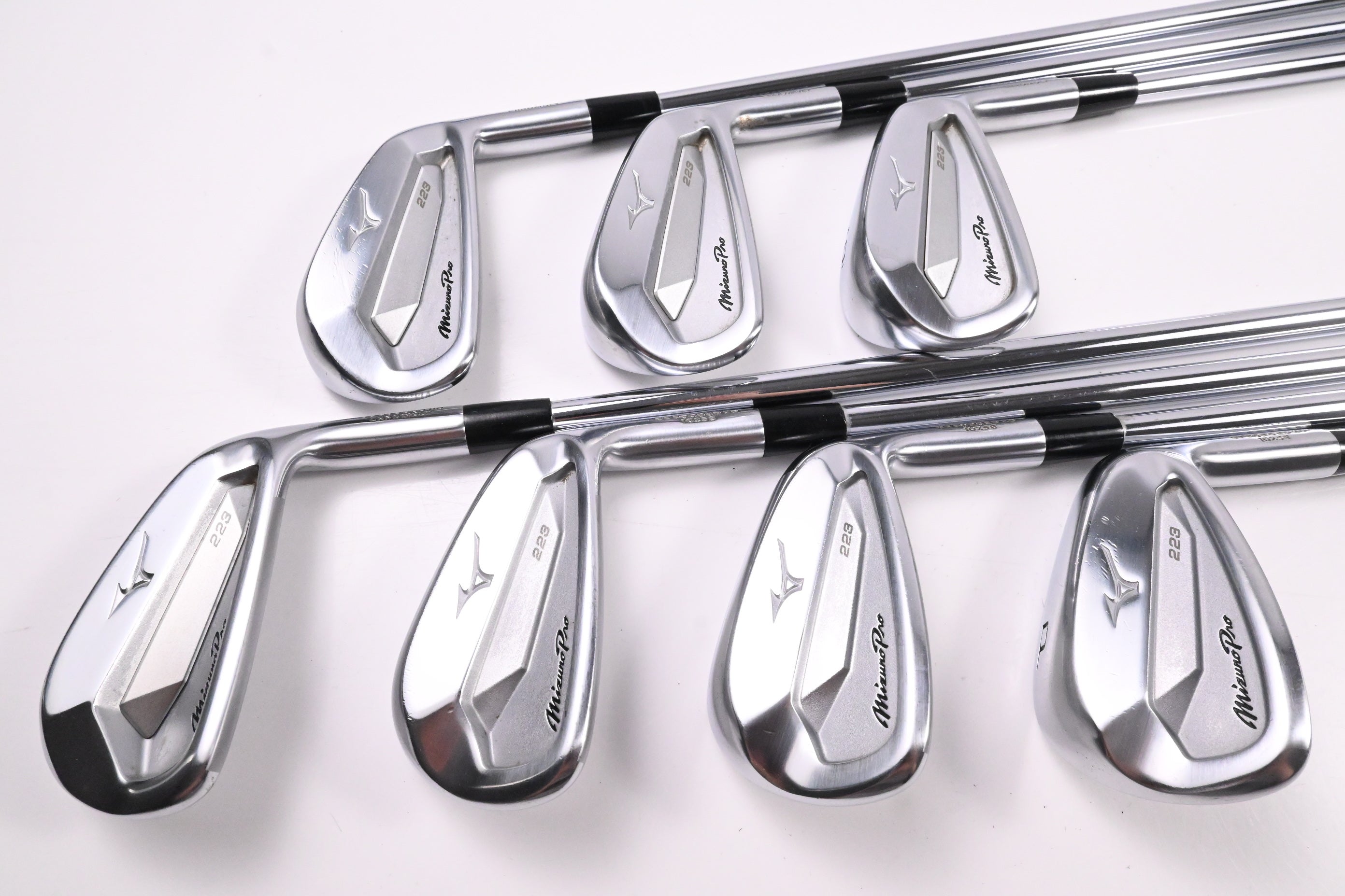 Mizuno Pro 223 Irons / 4-PW / Regular Flex Dynamic Gold 105 R300 Shafts