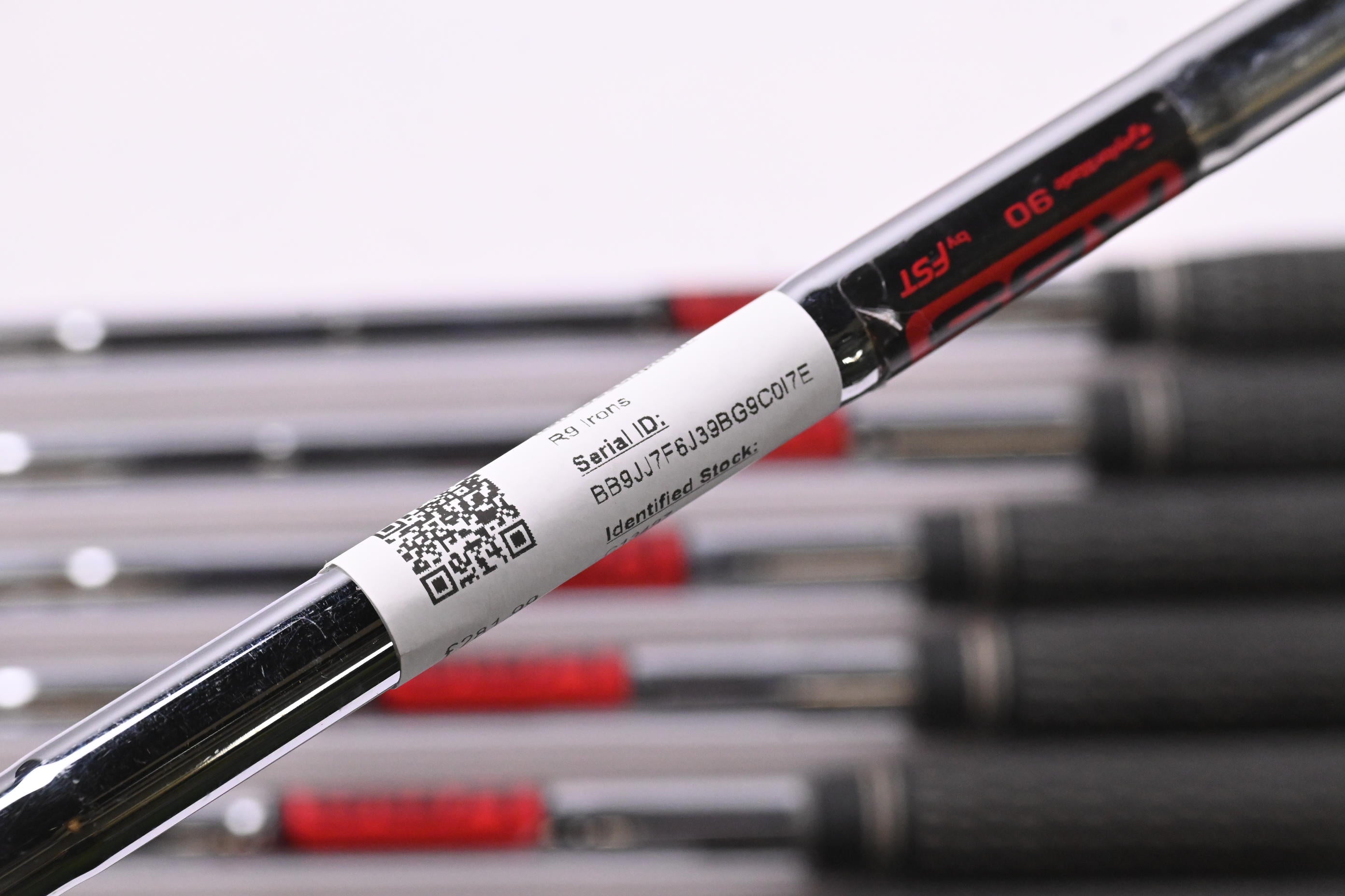 Left Hand Taylormade R9 Irons / 4-PW+SW / Regular Flex KBS Taylormade 90 Shafts
