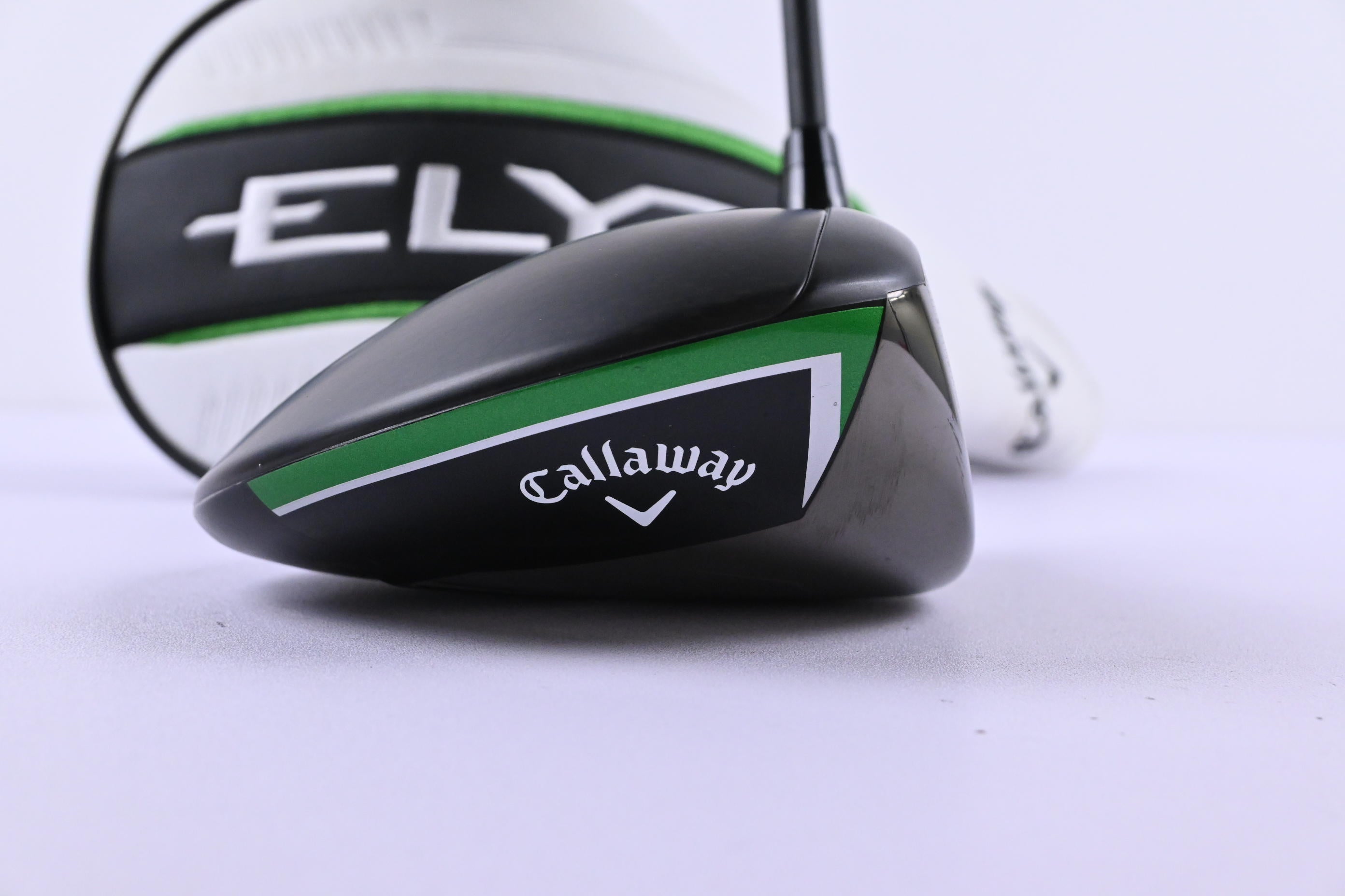Callaway Elyte X Driver / 10.5 Degree / Regular Flex Vanquish 4 Shaft