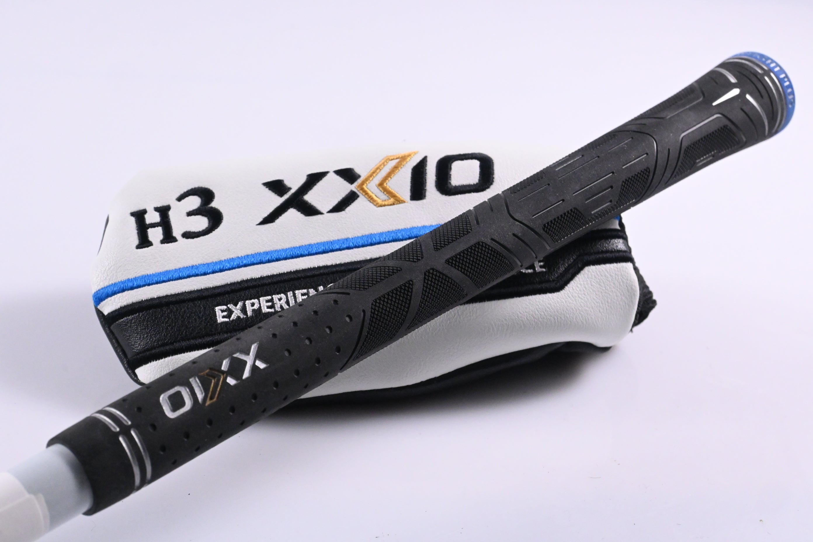 XXIO 12 #3 Hybrid / 18 Degree / Stiff Flex XXIO MP1200 46 Shaft