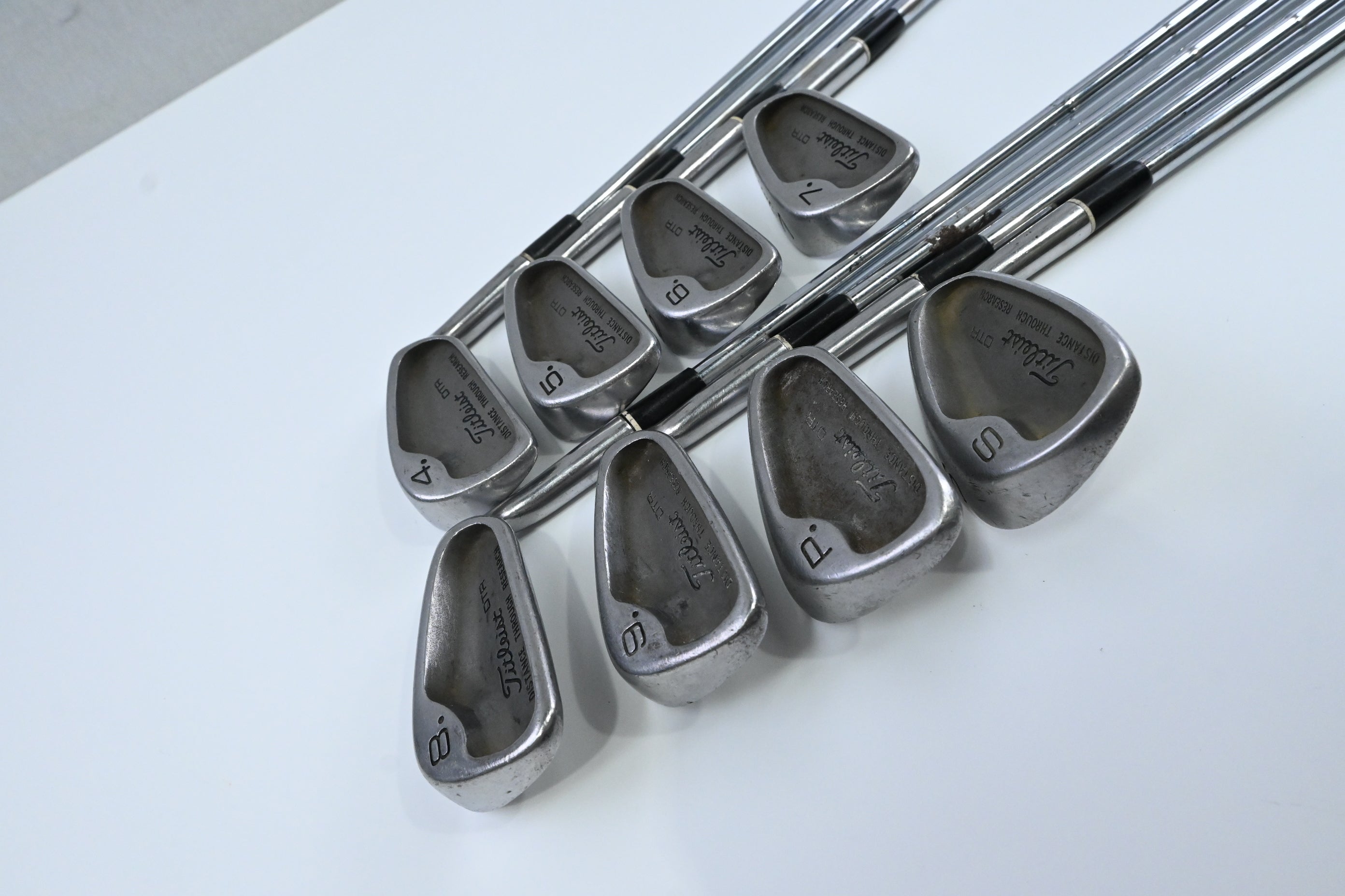 Titleist DTR Irons / 4-PW+SW / Regular Flex Dynamic Gold R300U Shafts