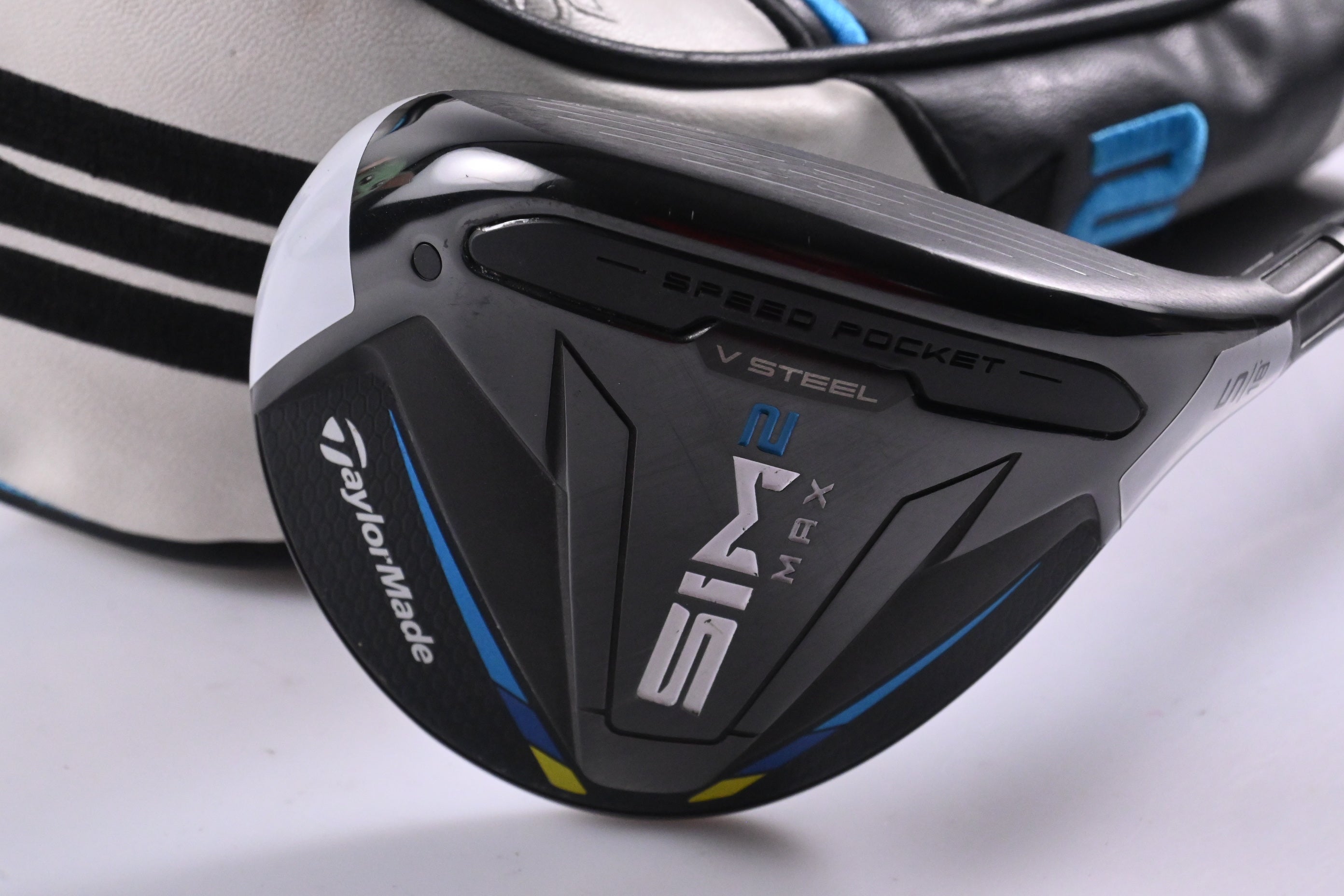 Taylormade SIM2 Max #5 Wood / 18 Degree / Regular Flex Ventus Blue 5 Shaft