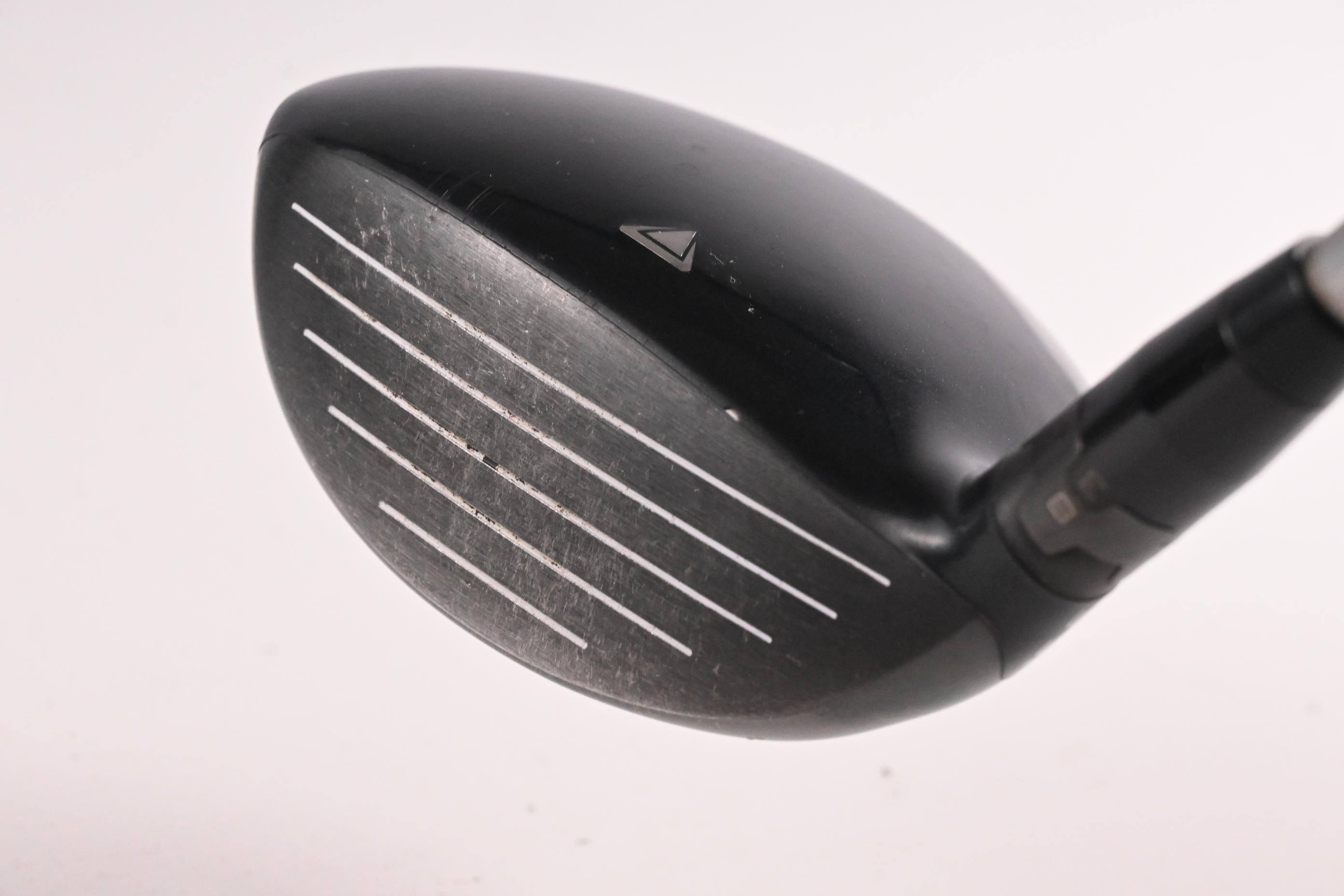 Titleist 915 F #3 Wood / 16.5 Degree / Regular Flex Diamana Blue S+ 60 Shaft