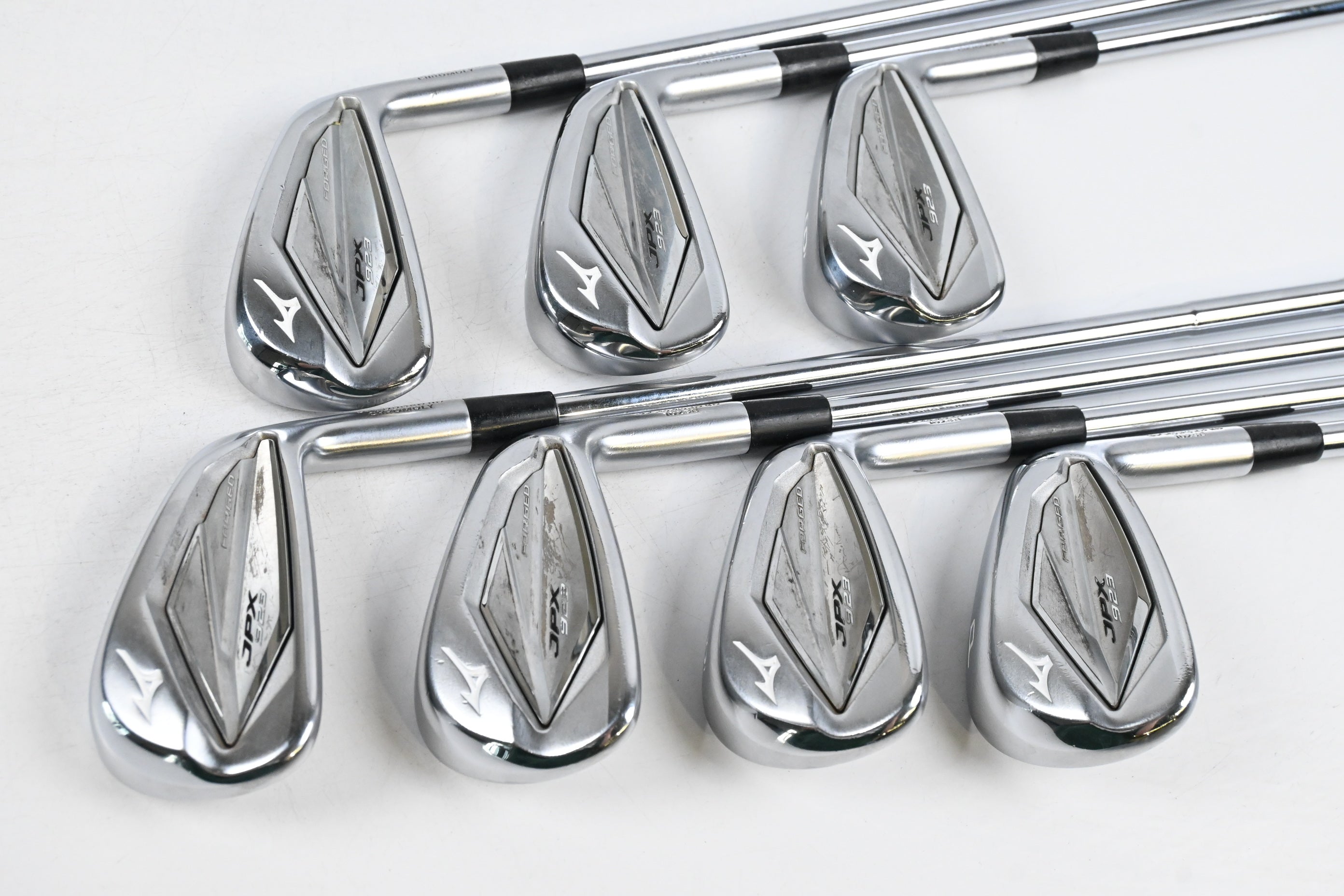 Mizuno JPX 923 Forged Irons / 4-PW / Regular Flex Dynamic Gold Mid 100 R300