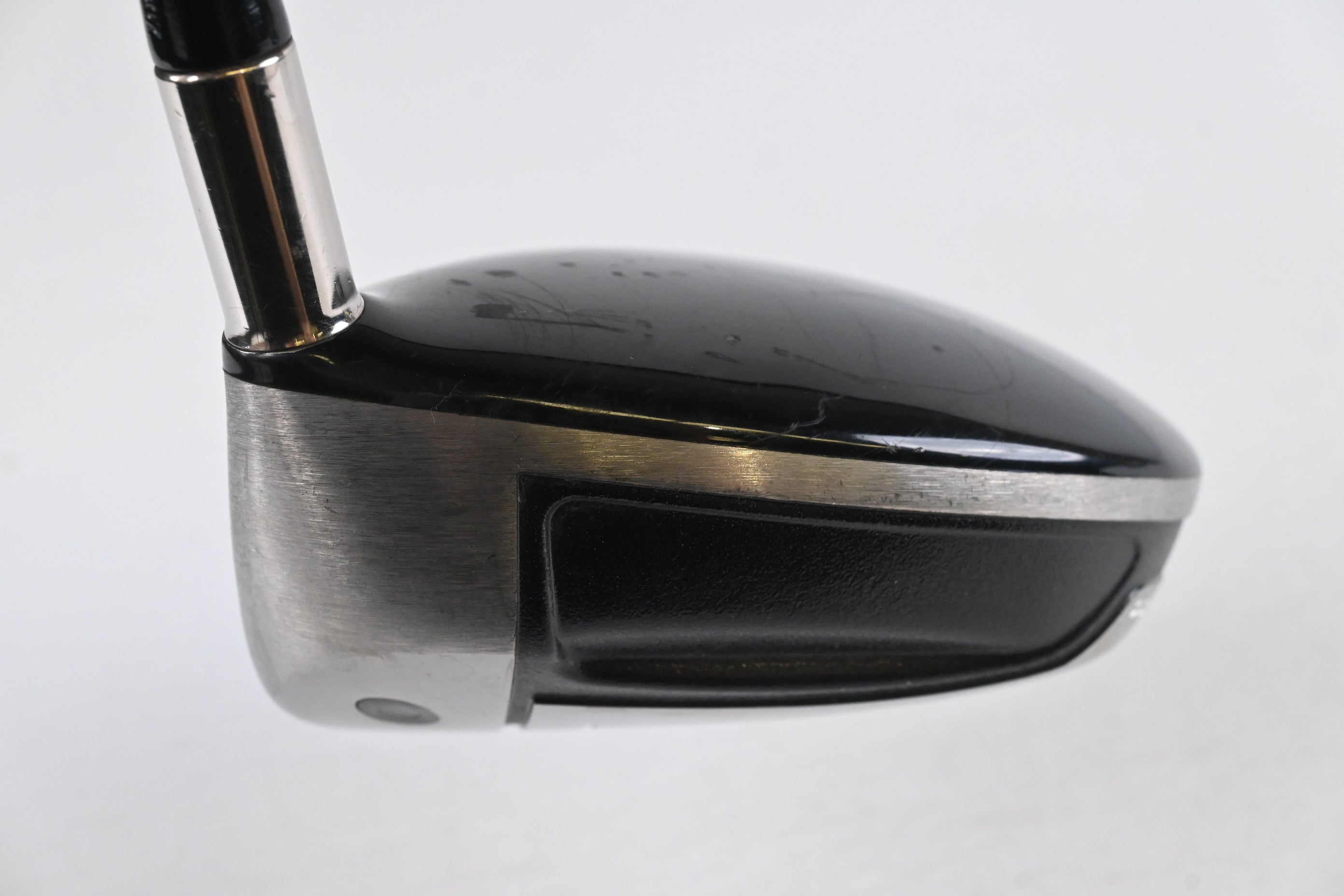Titleist 907 D2 Driver / 10.5 Degree / Regular Flex UST Proforce V2 75 Shaft