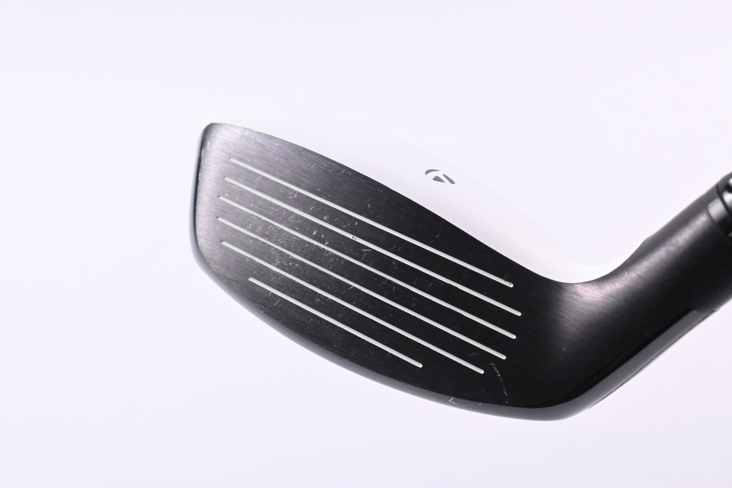 Taylormade Rescue 11 #4 Hybrid / 21 Degree / Regular Flex Aldila RIP 65