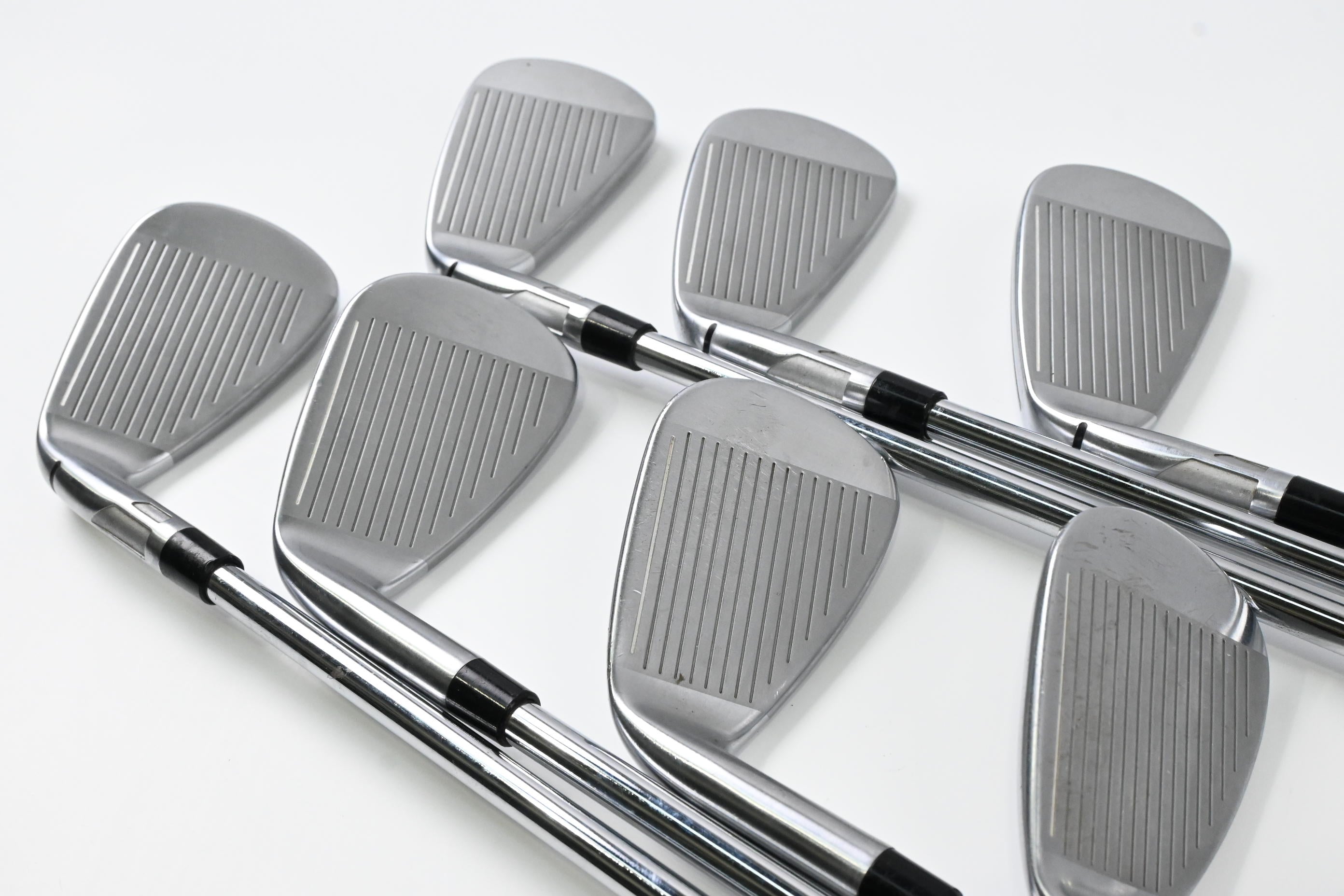 Taylormade Qi Irons / 5-PW+SW / Stiff Flex KBS Max MT 85