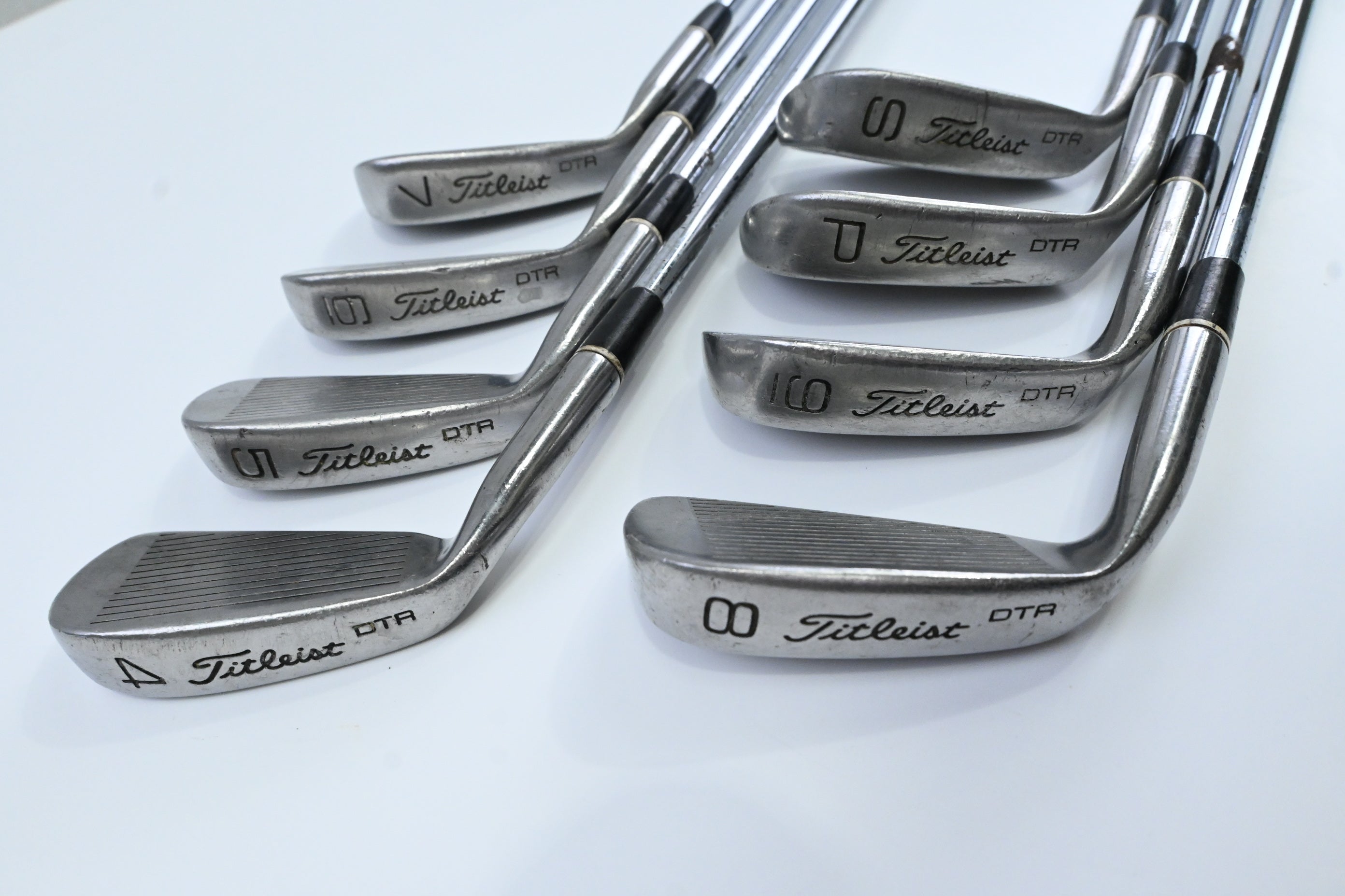 Titleist DTR Irons / 4-PW+SW / Regular Flex Dynamic Gold R300U Shafts