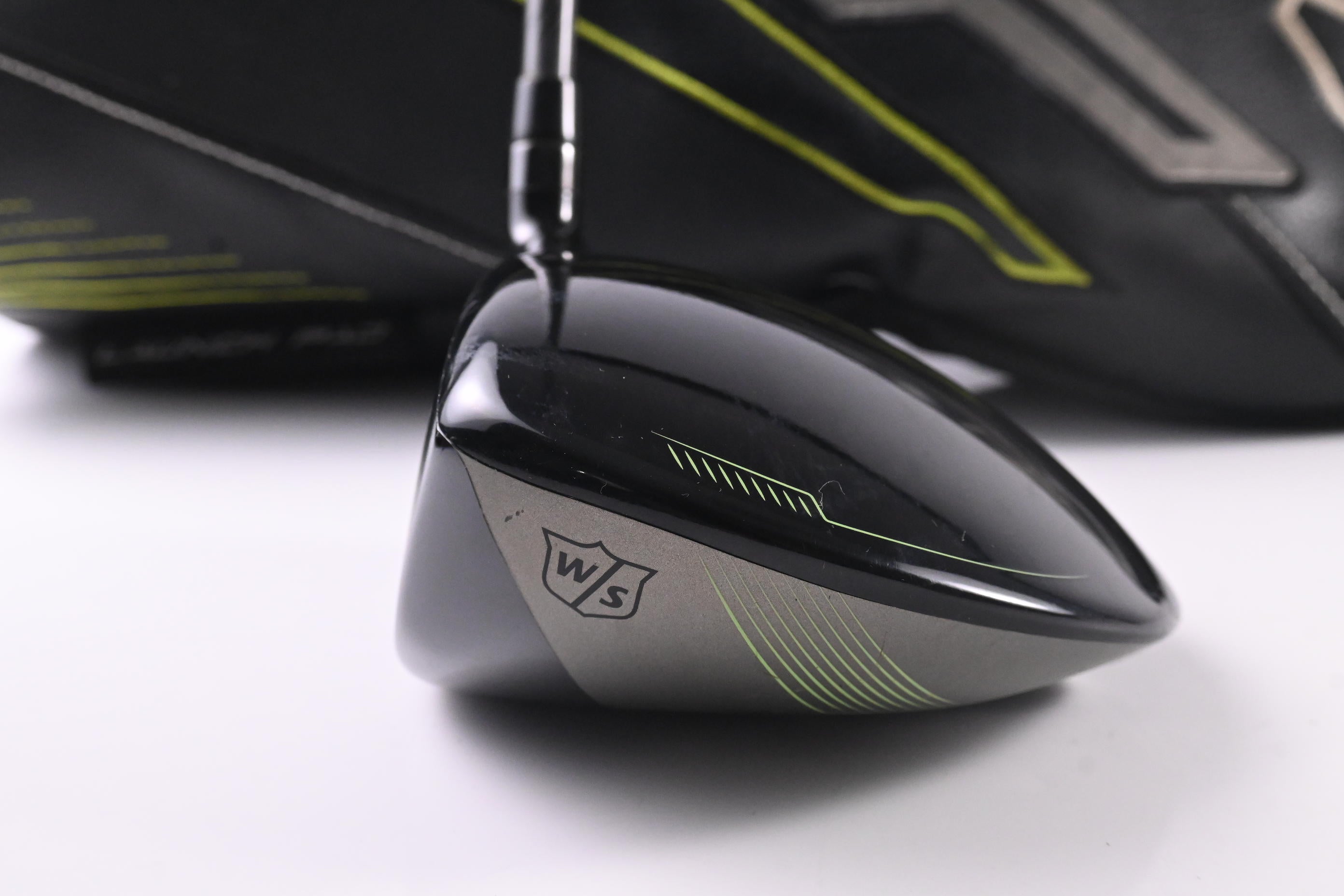 Left Hand Wilson Launch Pad 2022 Driver / 10.5 Degree / Regular Flex EvenFlow