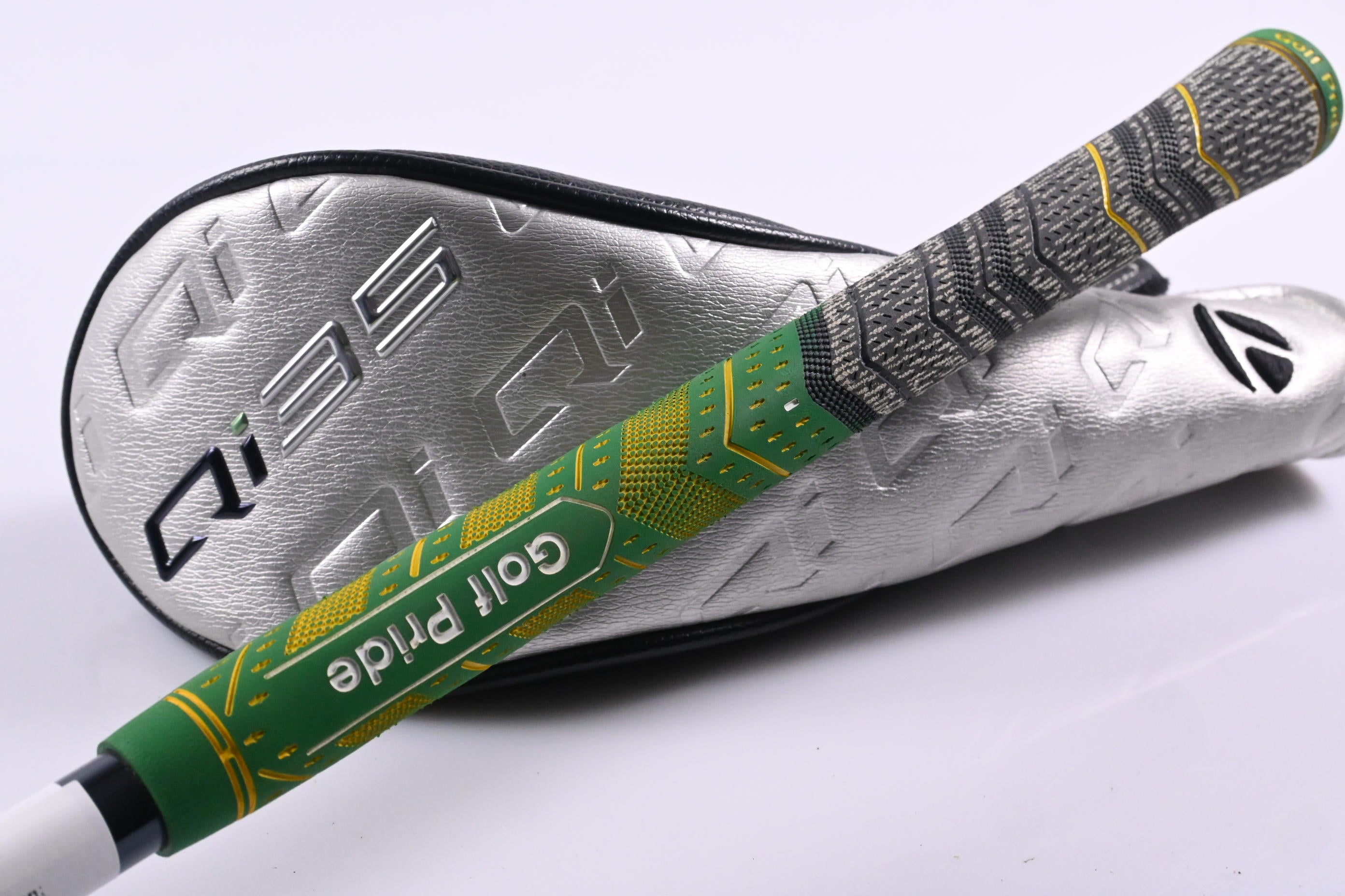 Taylormade Qi35 #3 Hybrid / 19 Degree / Stiff Flex Recoil Dart 80 Shaft