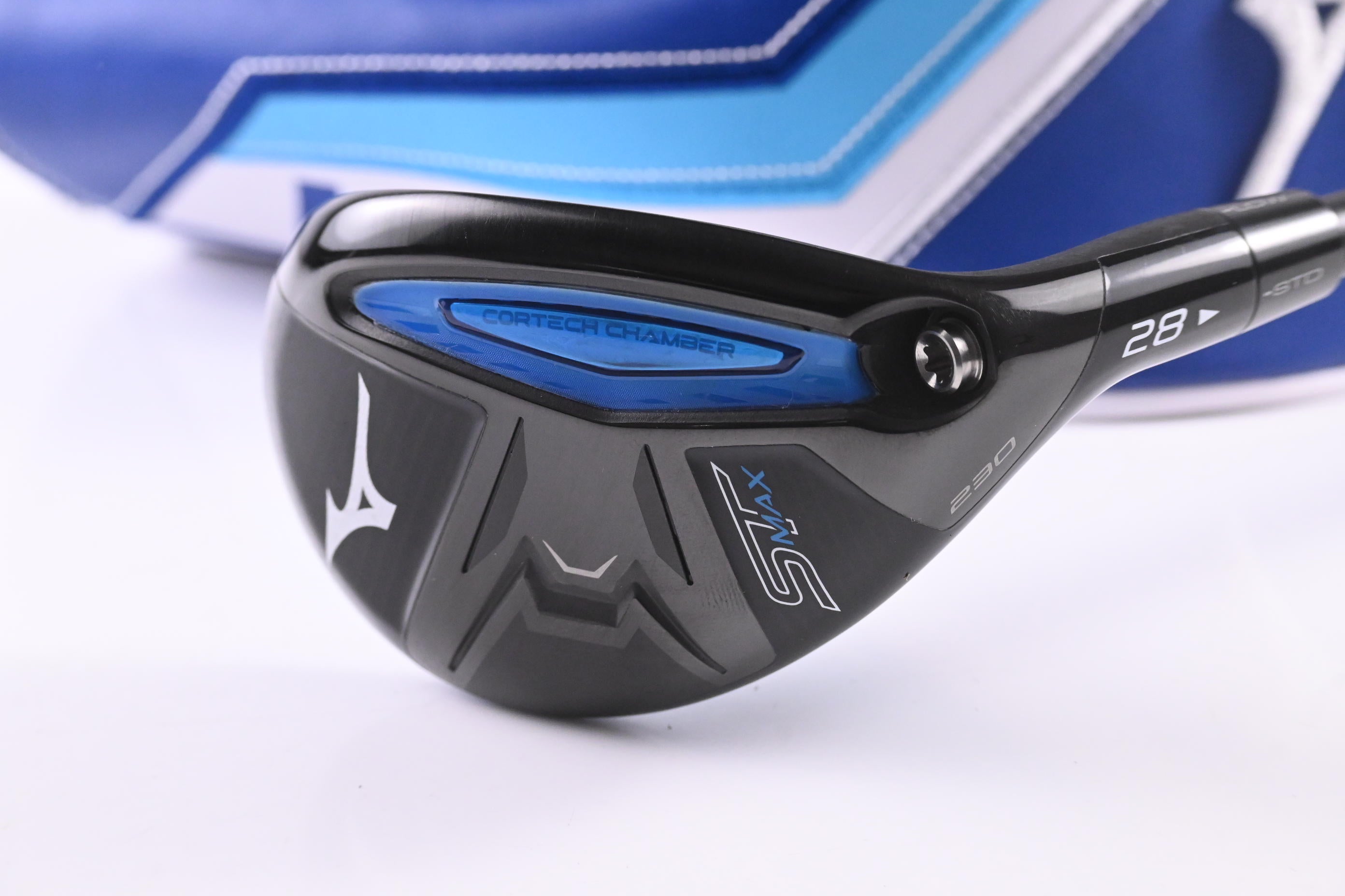 Ladies Mizuno ST-Max 230 #6 Hybrid / 28 Degree / Ladies Flex UST Helium Nanocore