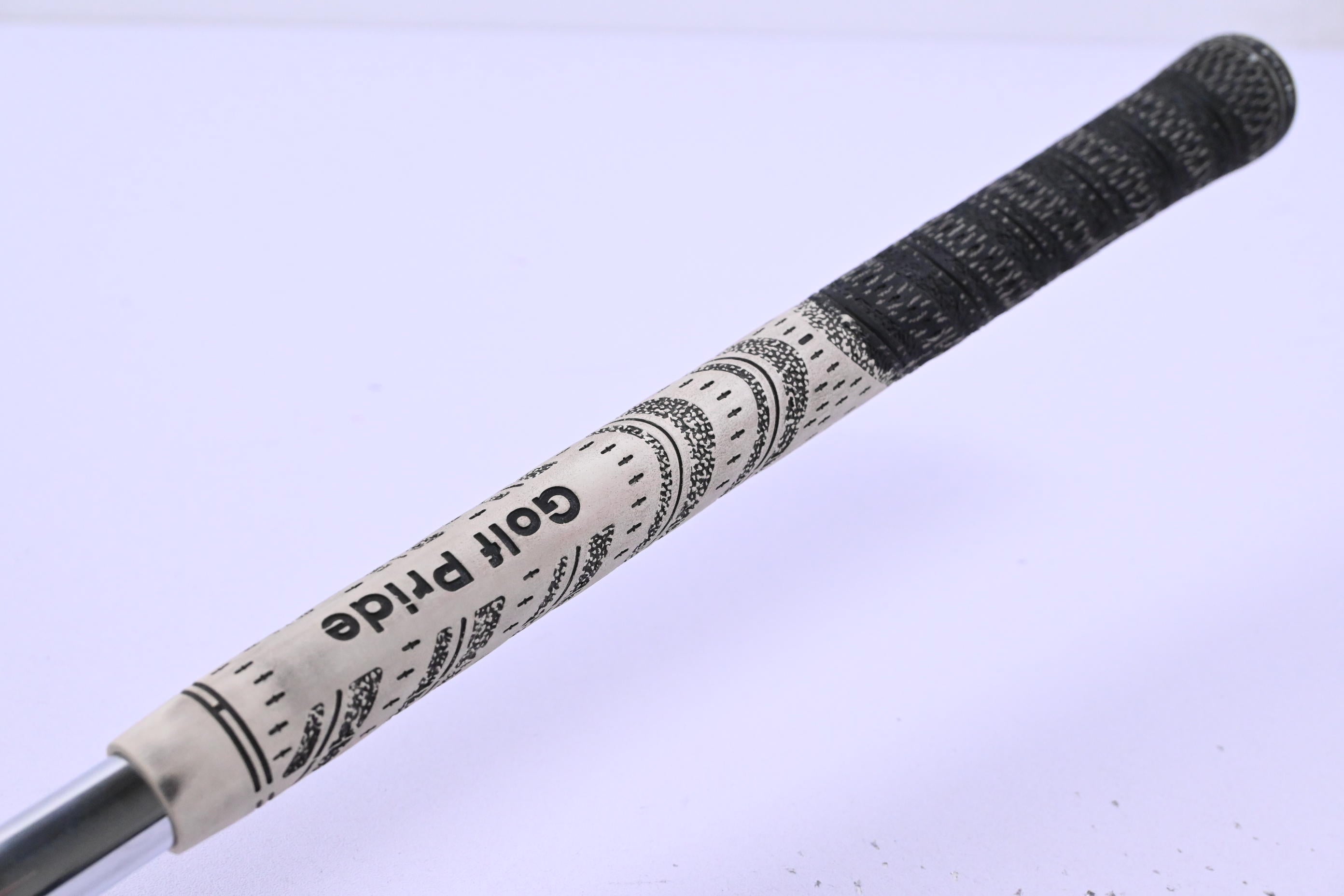 Cleveland 588 RTX Sand Wedge / 56 Degree / Wedge Flex Dynamic Gold Shaft