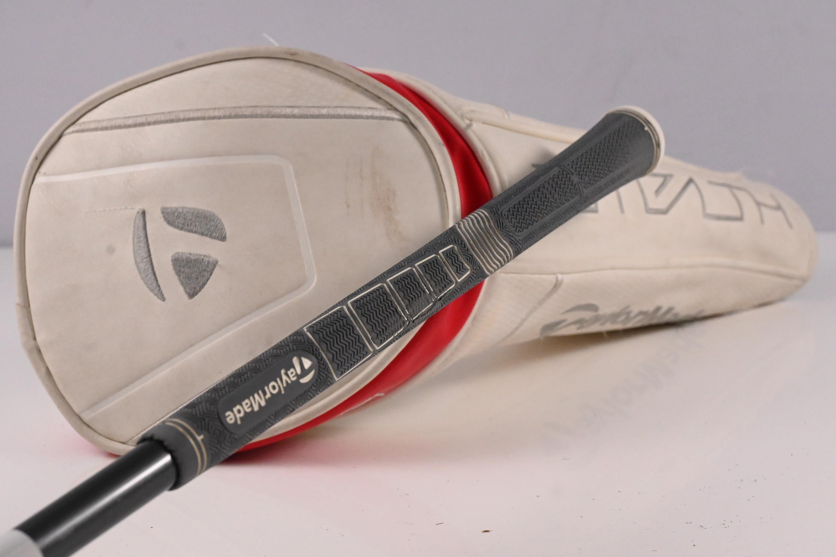 Ladies Taylormade Stealth Driver / 12 Degree / Ladies Flex Aldila Ascent 45