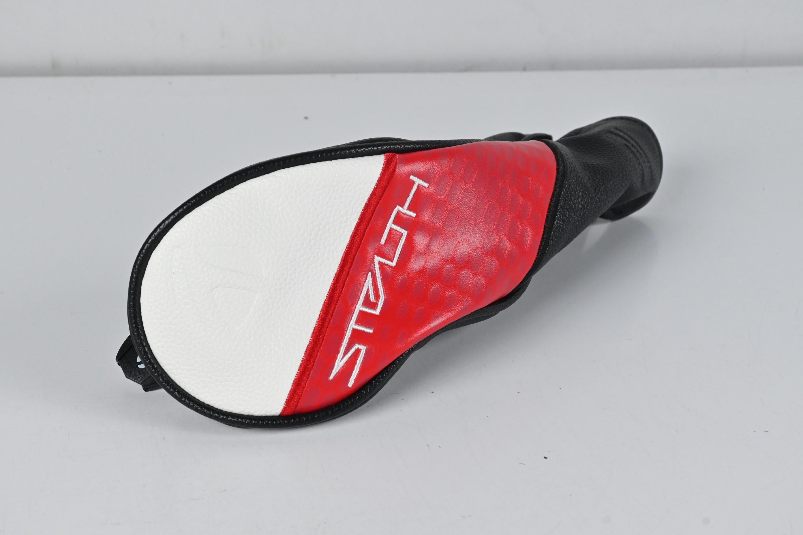 Taylormade Stealth 2 Plus #3 Hybrid / 19.5 Degree / Stiff Flex Hzrdus Smoke 80