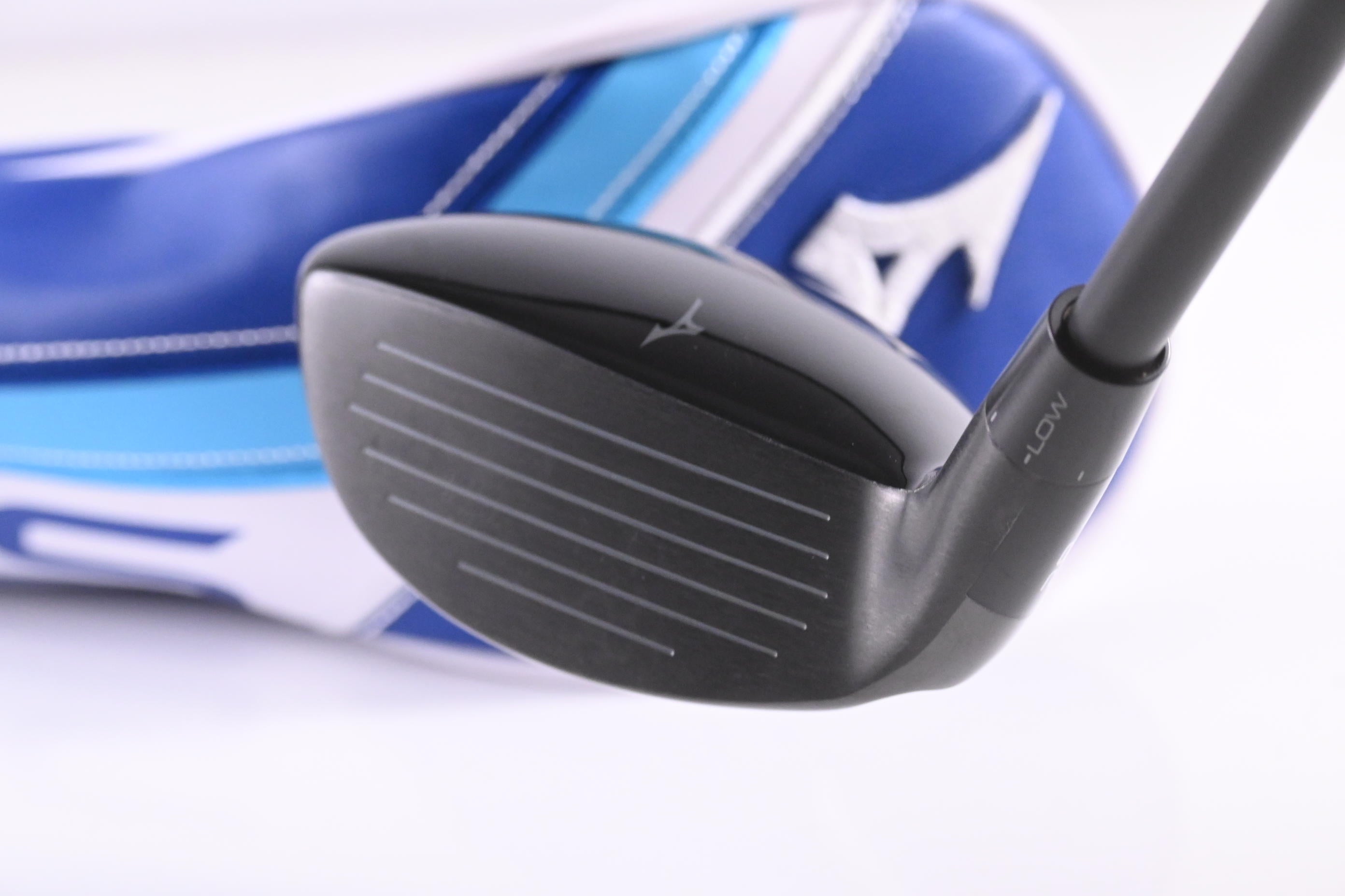Ladies Mizuno ST-Max 230 #6 Hybrid / 28 Degree / Ladies Flex UST Helium Nanocore