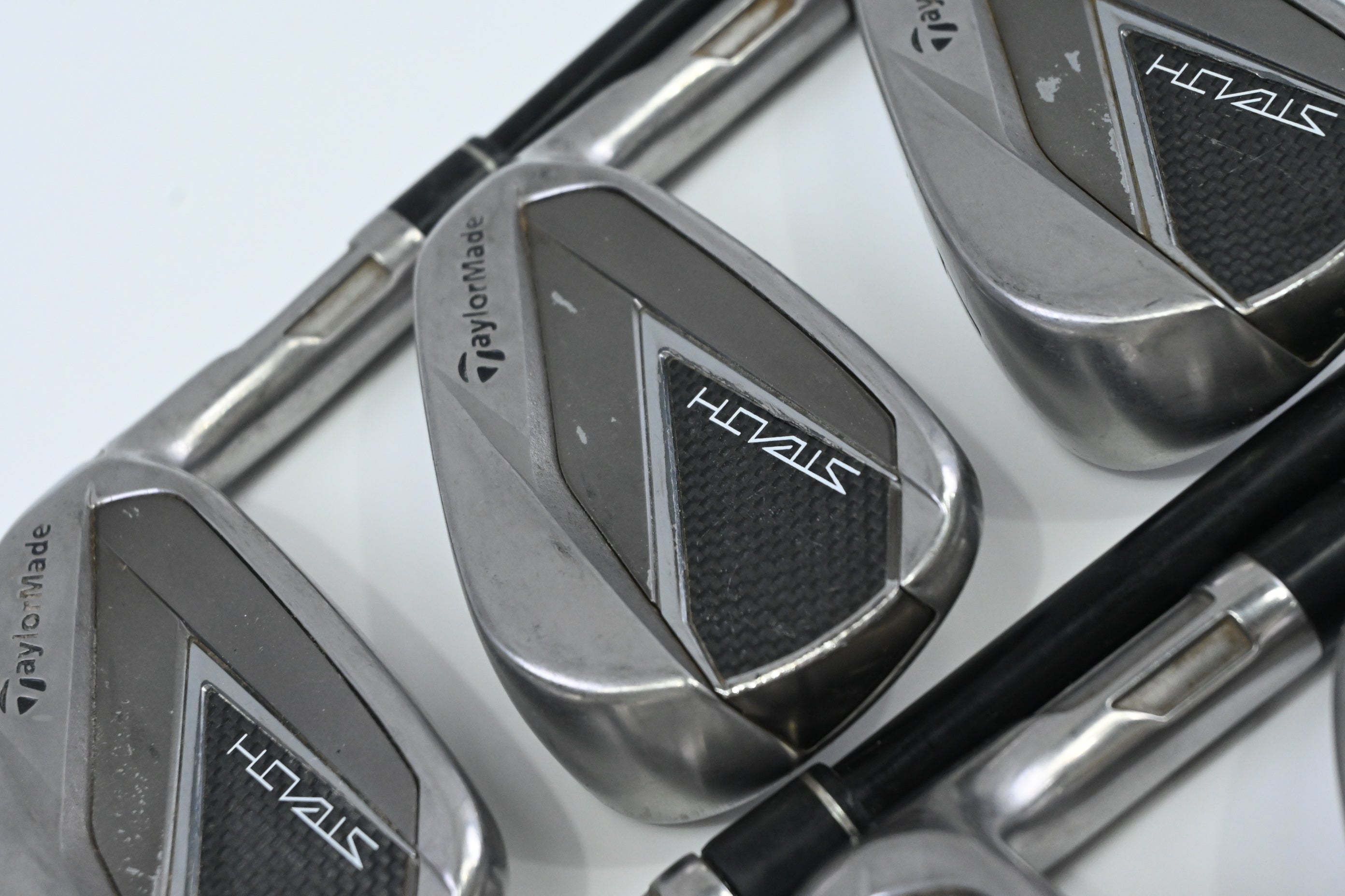 Taylormade Stealth Irons / 5-PW / Regular Flex Fujikura Ventus Red 6 Shafts