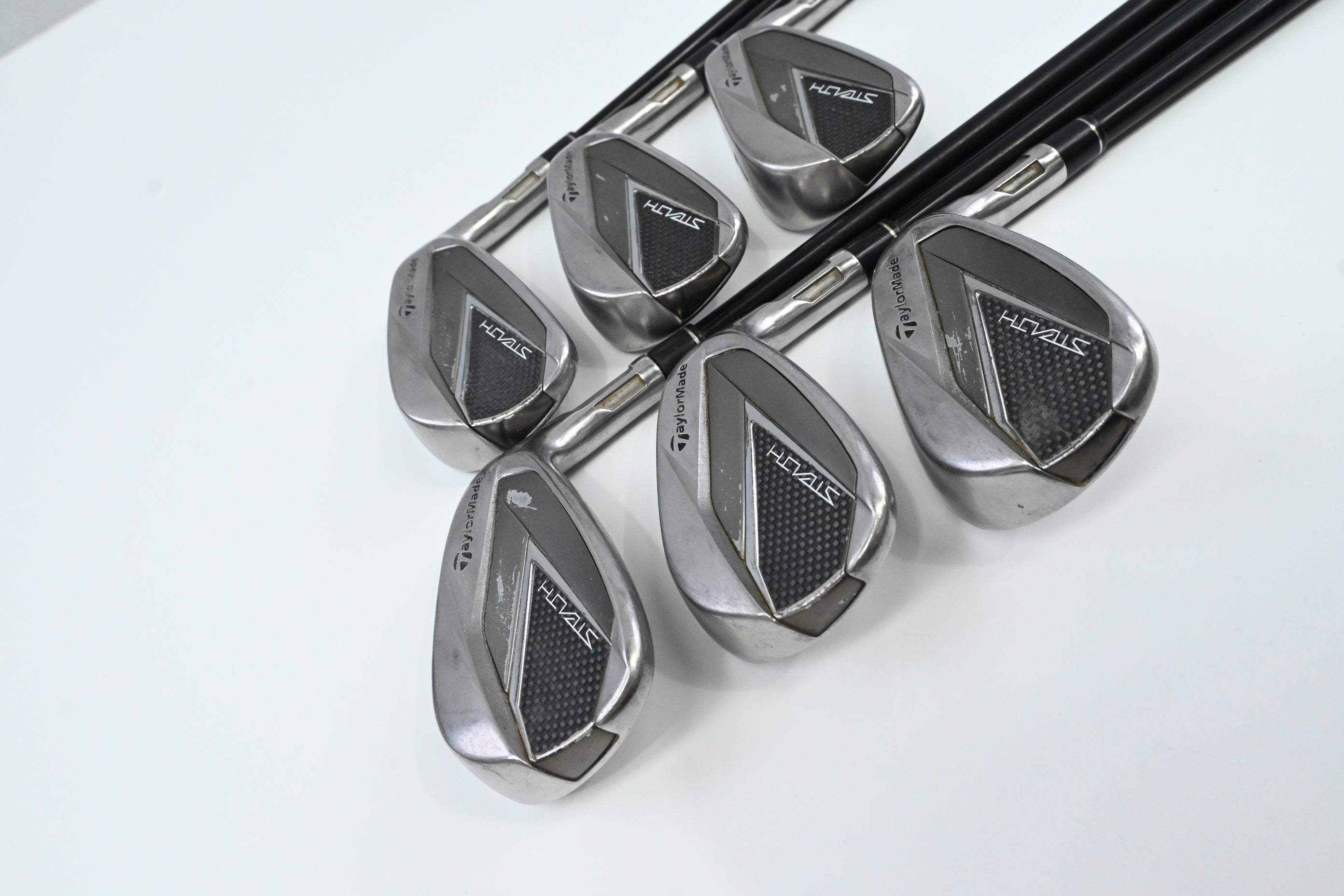 Taylormade Stealth Irons / 5-PW / Regular Flex Fujikura Ventus Red 6 Shafts