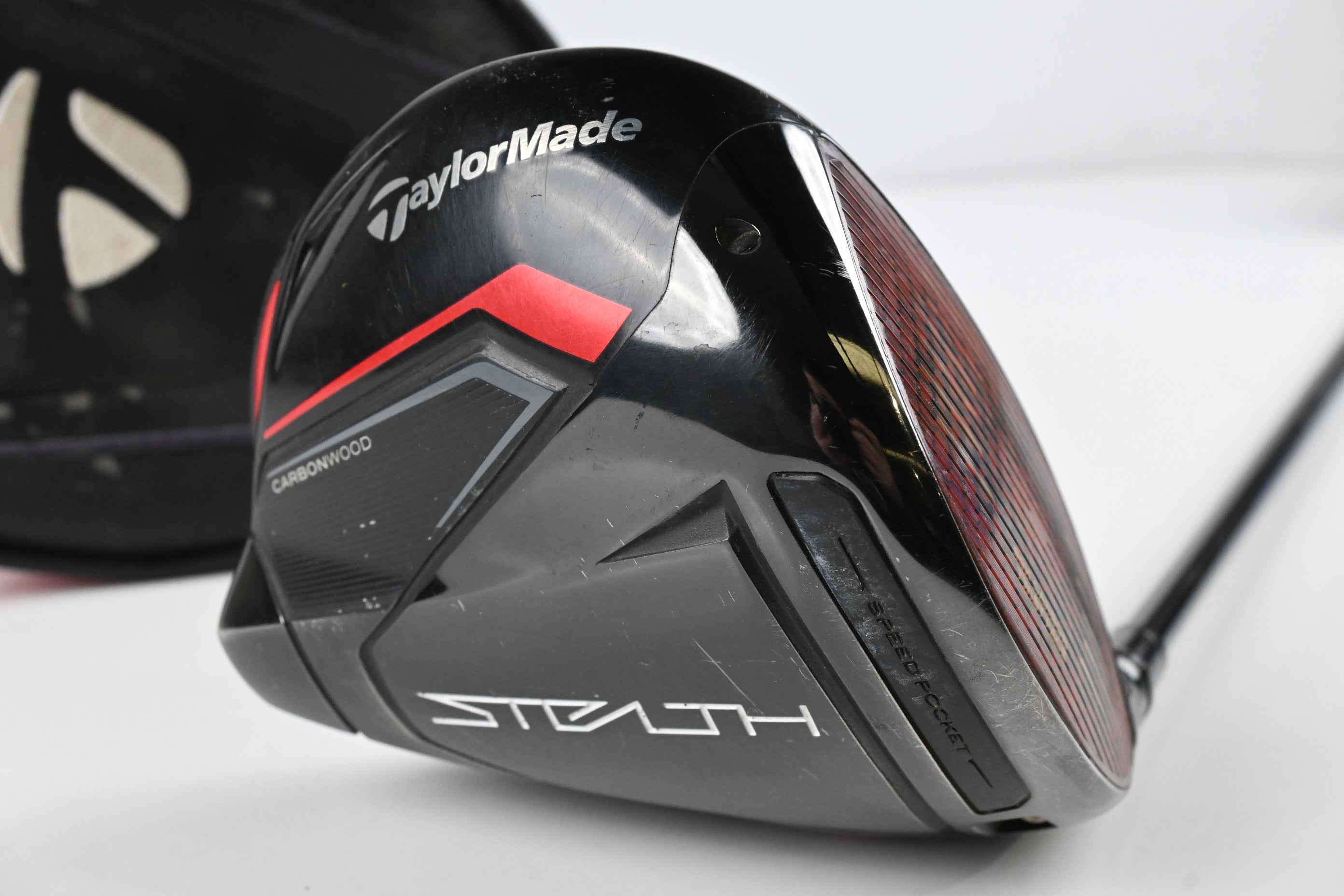 Taylormade Stealth Driver / 10.5 Degree / X-Flex Kai'li White 70 Shaft