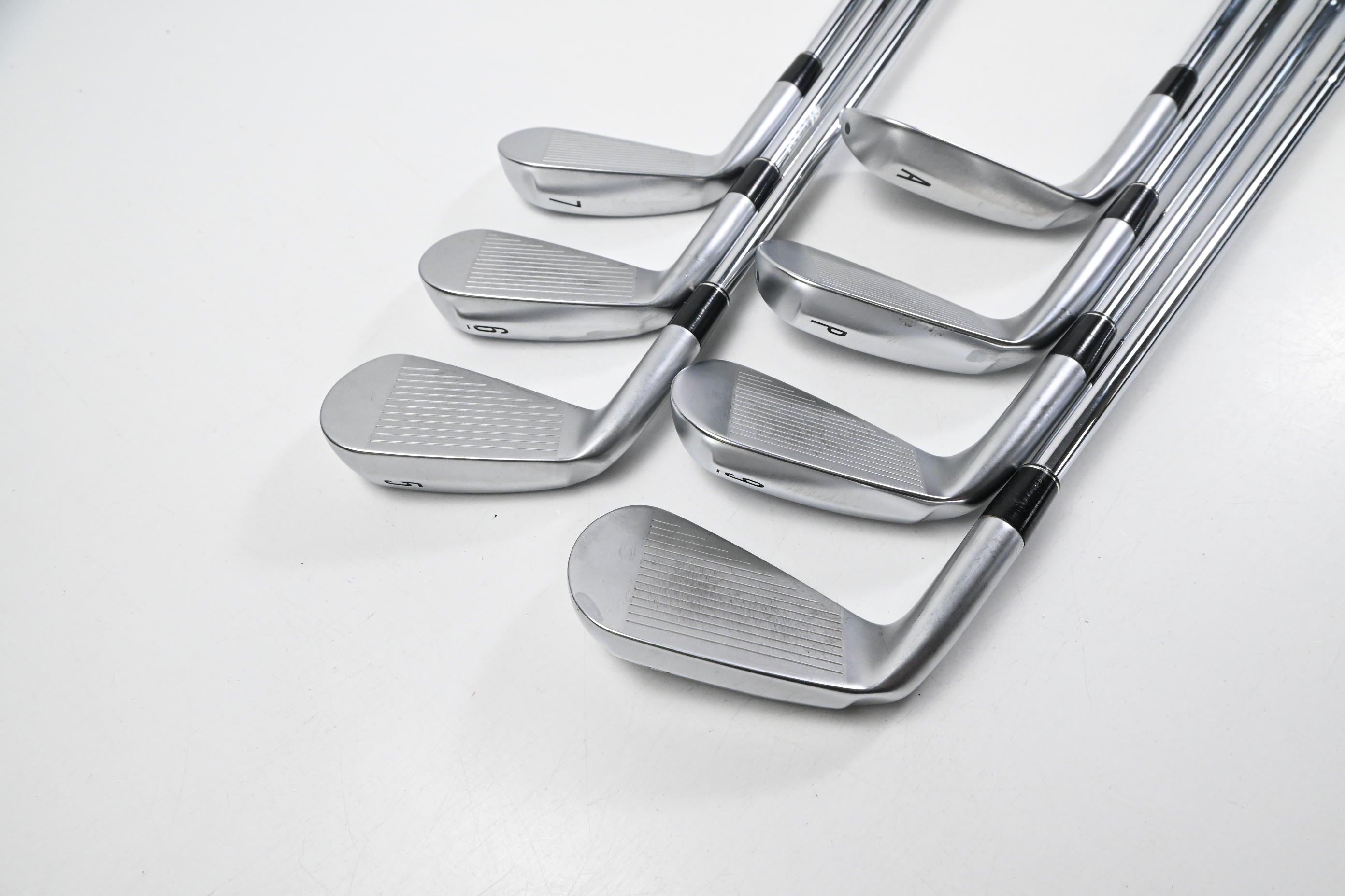 Srixon ZXi4 Irons / 5-PW+GW / Regular Flex N.S.Pro Modus3 Tour 105 Shafts