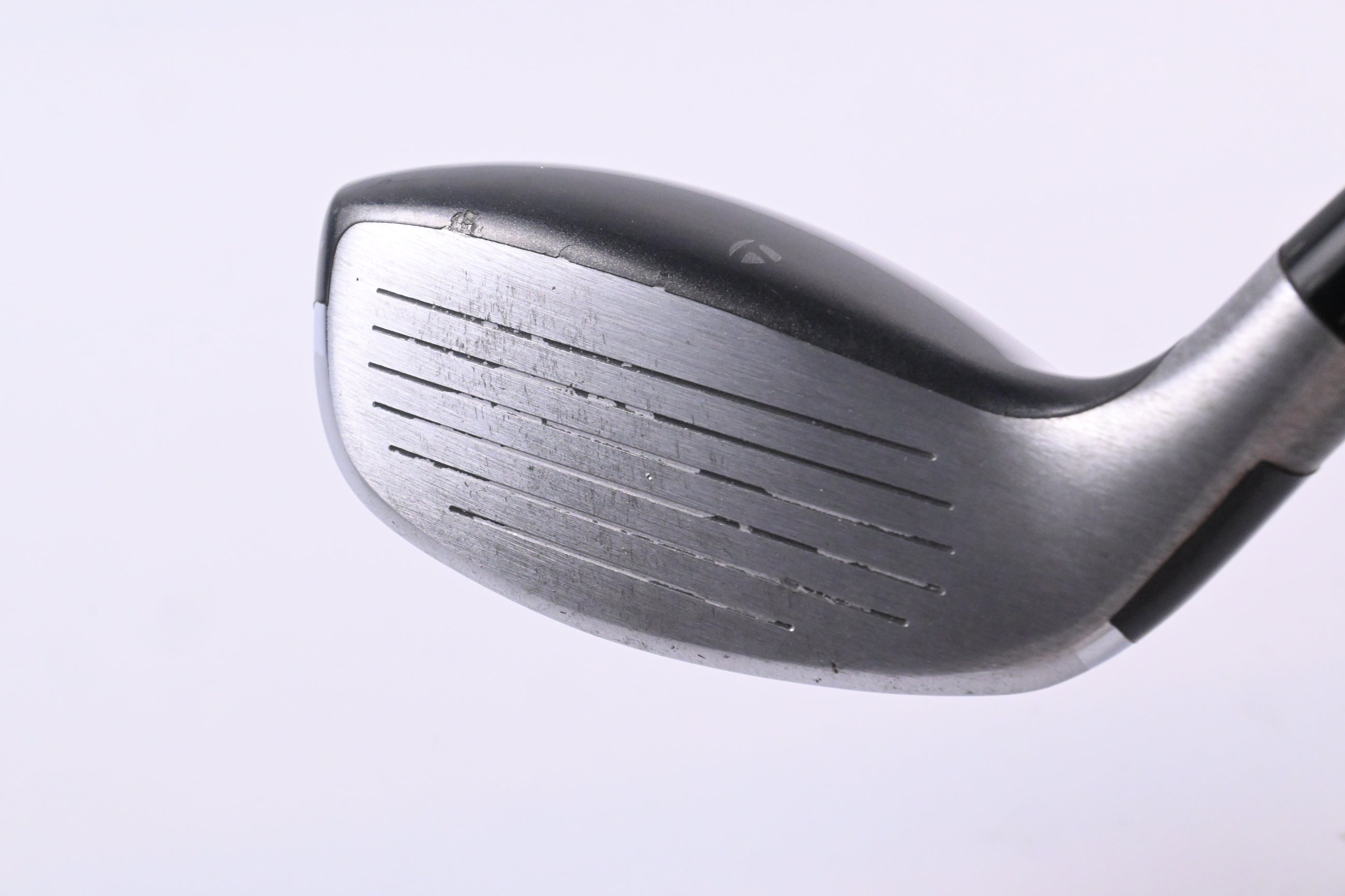 Taylormade SLDR #4 Hybrid / 21 Degree / Regular Flex Fujikura Speeder 82 Shaft