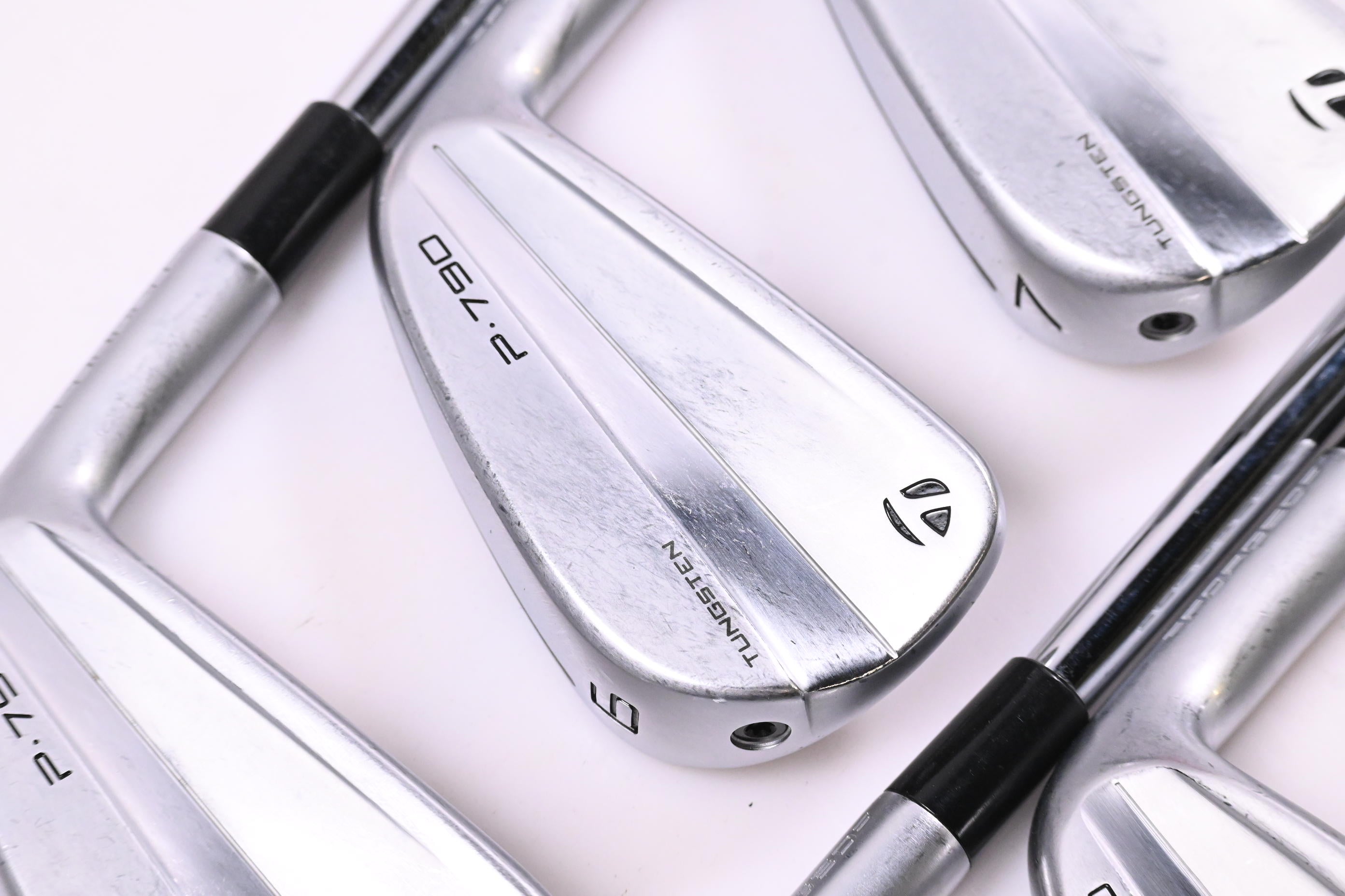 Taylormade P790 2023 Irons / 5-PW / Regular Flex N.S.PRO Modus3 Tour 105 Shafts