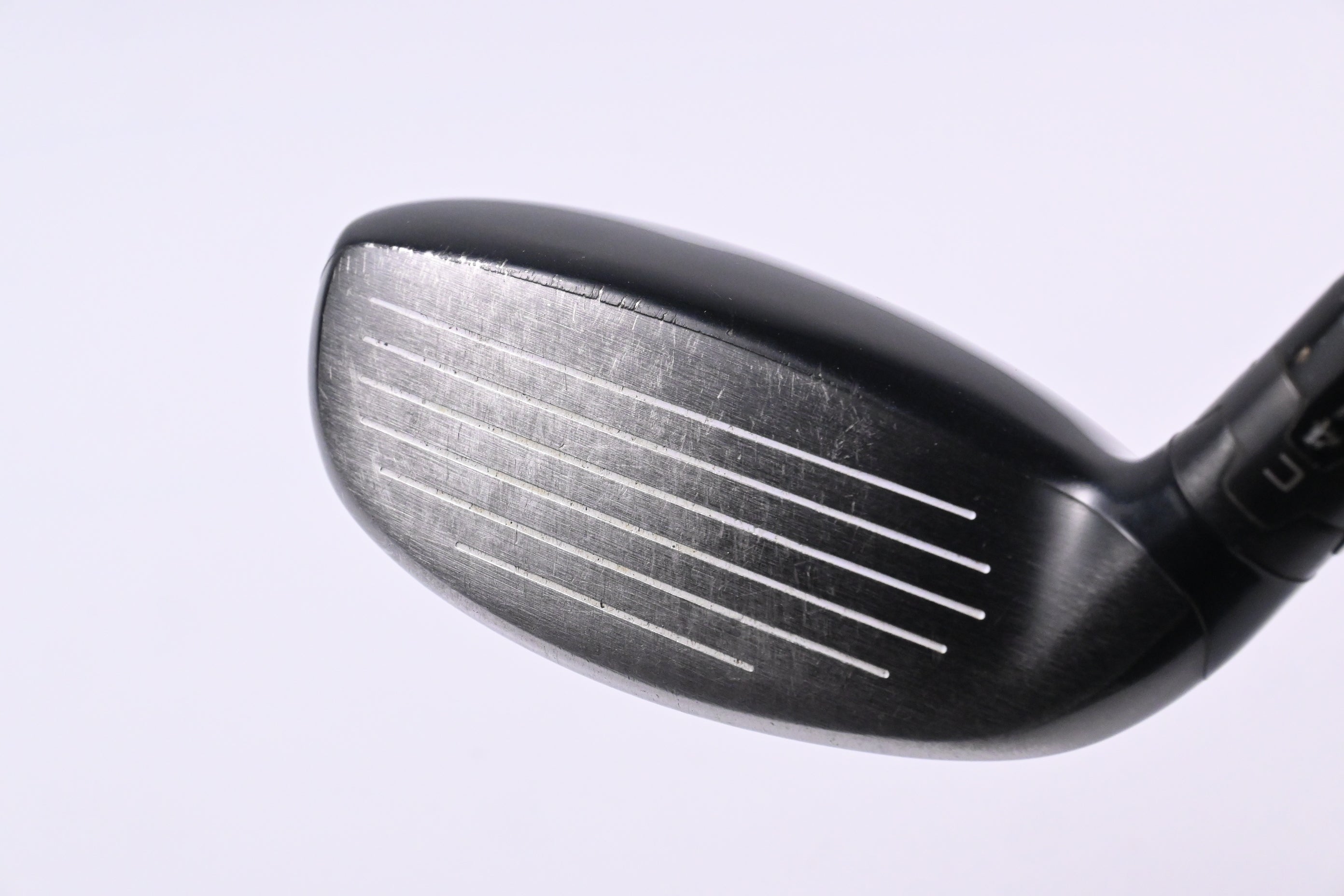 Titleist 915H #3 Hybrid / 21 Degree / Regular Flex Diamana M+ Red 60 Shaft