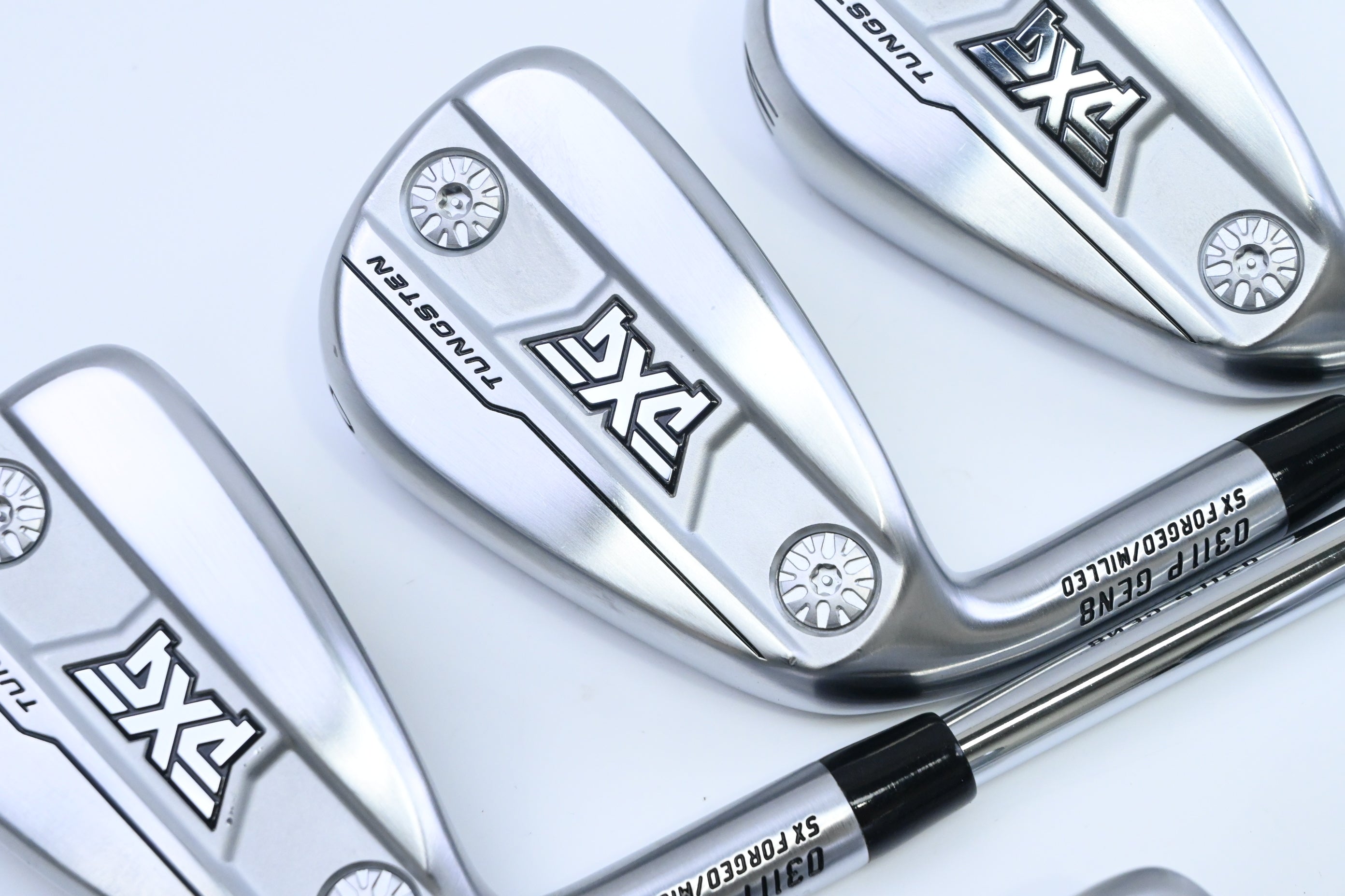 Left Hand PXG 0311 P Gen8 Irons / 5-PW / Regular Flex Dynamic Gold R300 95