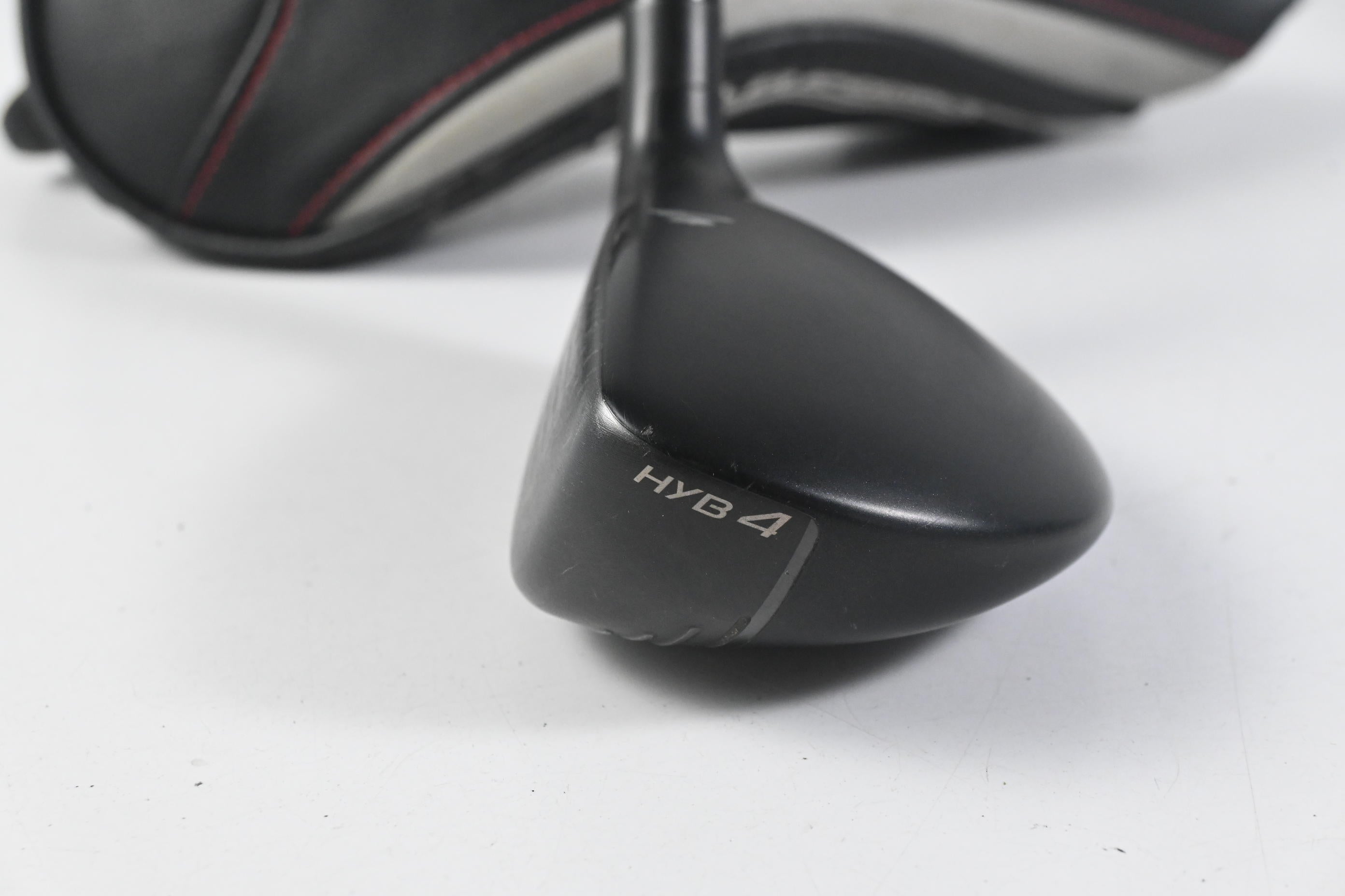 Left Hand Cobra King F9 #4 Hybrid / 21 Degree / Regular Flex Fujikura Atmos Black 7