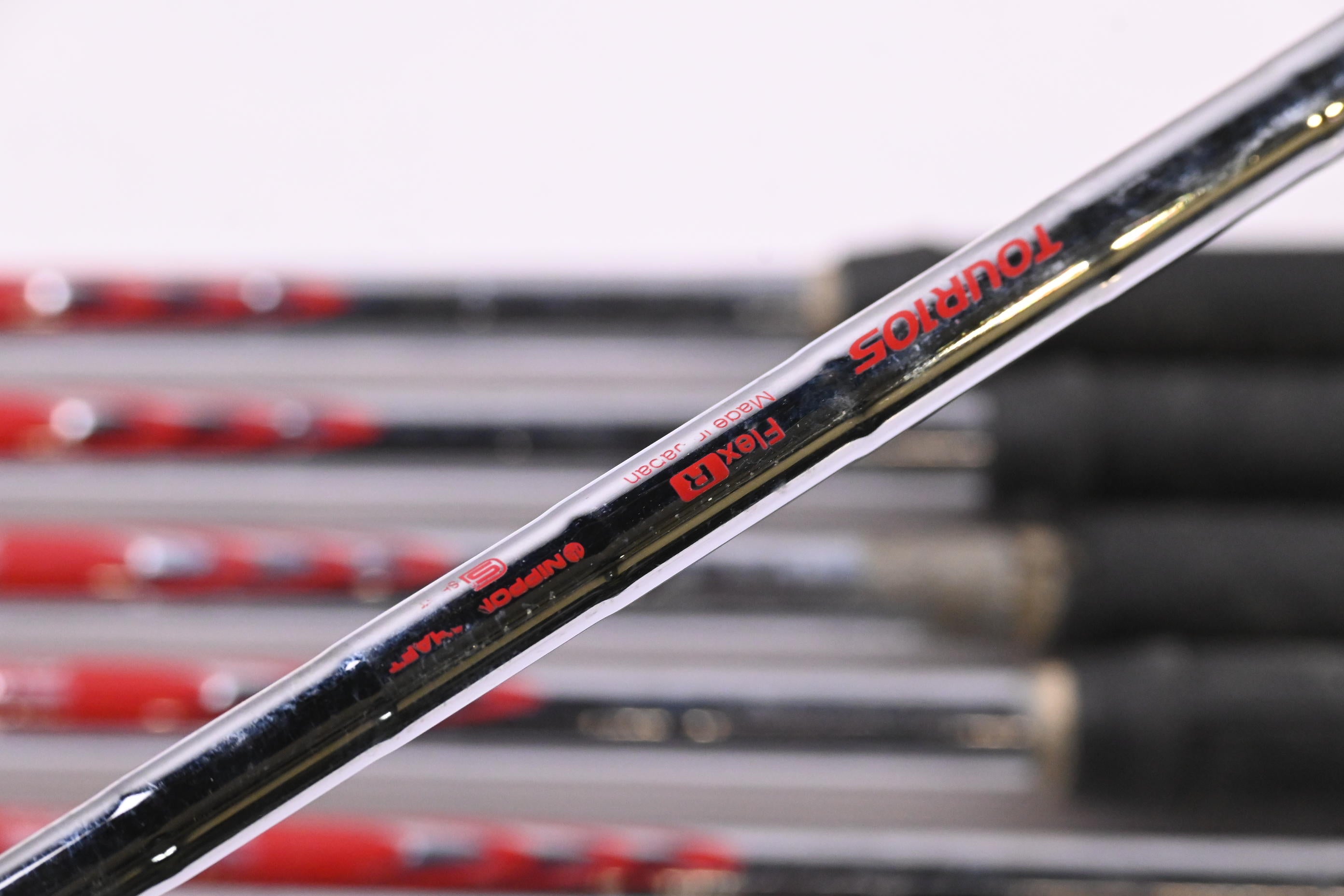 Taylormade P790 2023 Irons / 5-PW / Regular Flex N.S.PRO Modus3 Tour 105 Shafts
