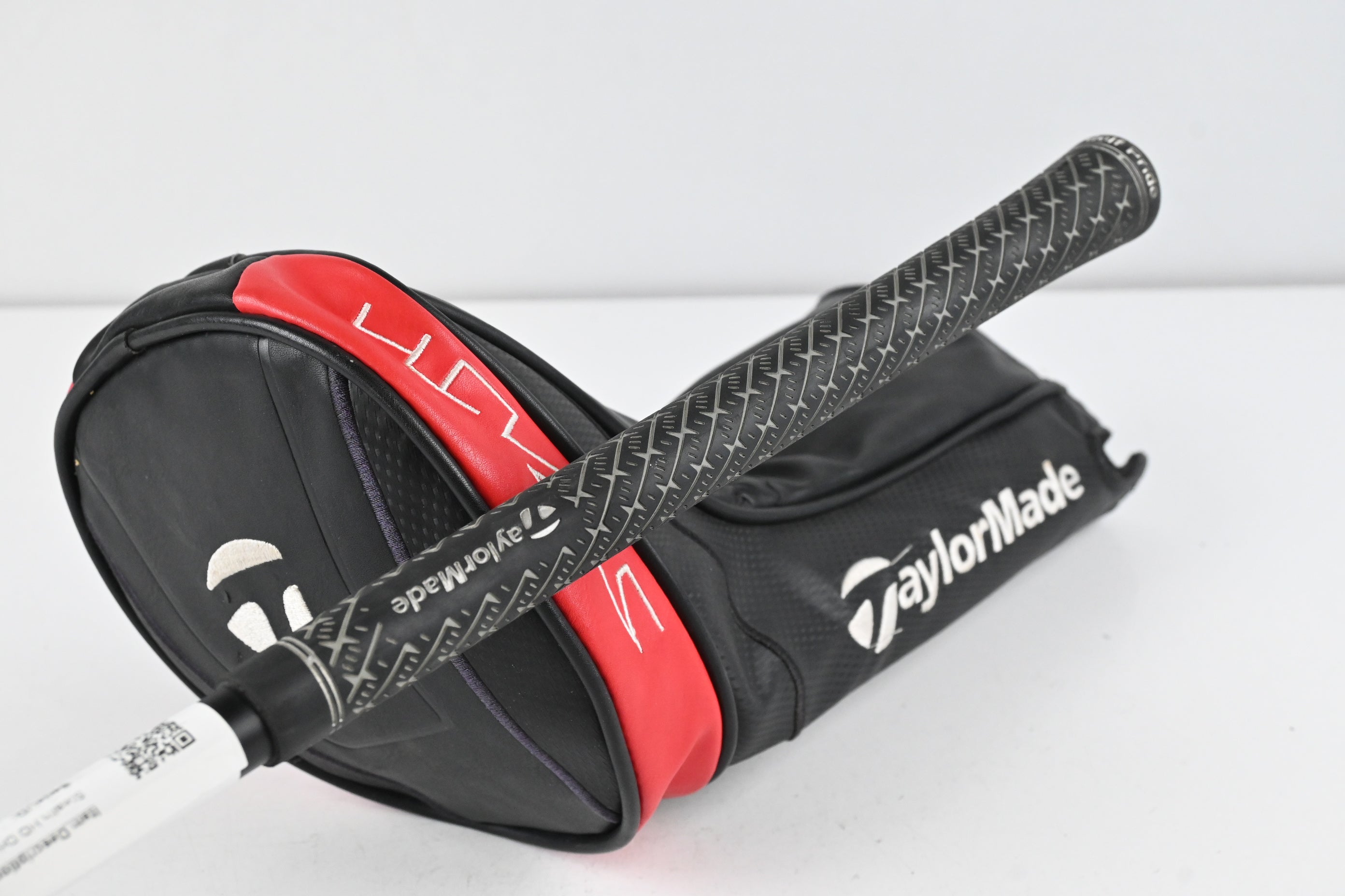 Taylormade Stealth HD Driver / 10.5 Degree / Regular Flex Fujikura Air Speeder 50