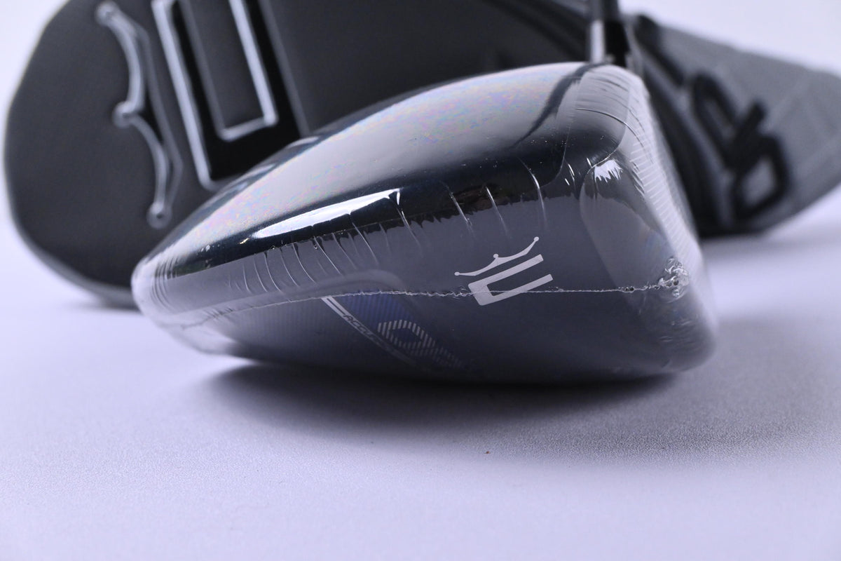 Cobra OPTM X Driver / 10.5 Degree / Regular Flex Kai'li Dark Waves Red 50 Shaft