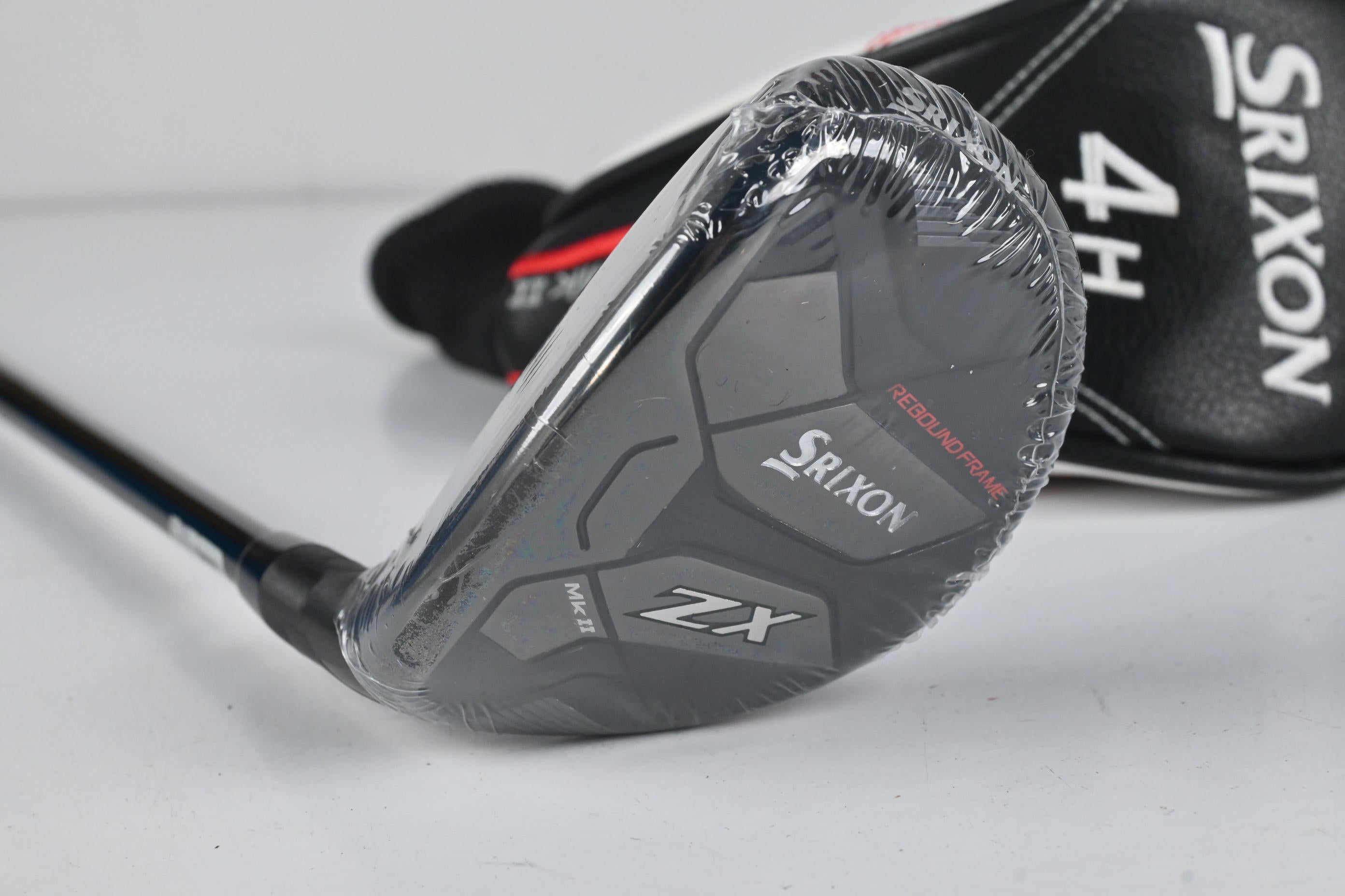 Left Hand Srixon ZX Mk II 2023 #4 Hybrid / 22 Degree / Regular Flex HZRDUS Smoke