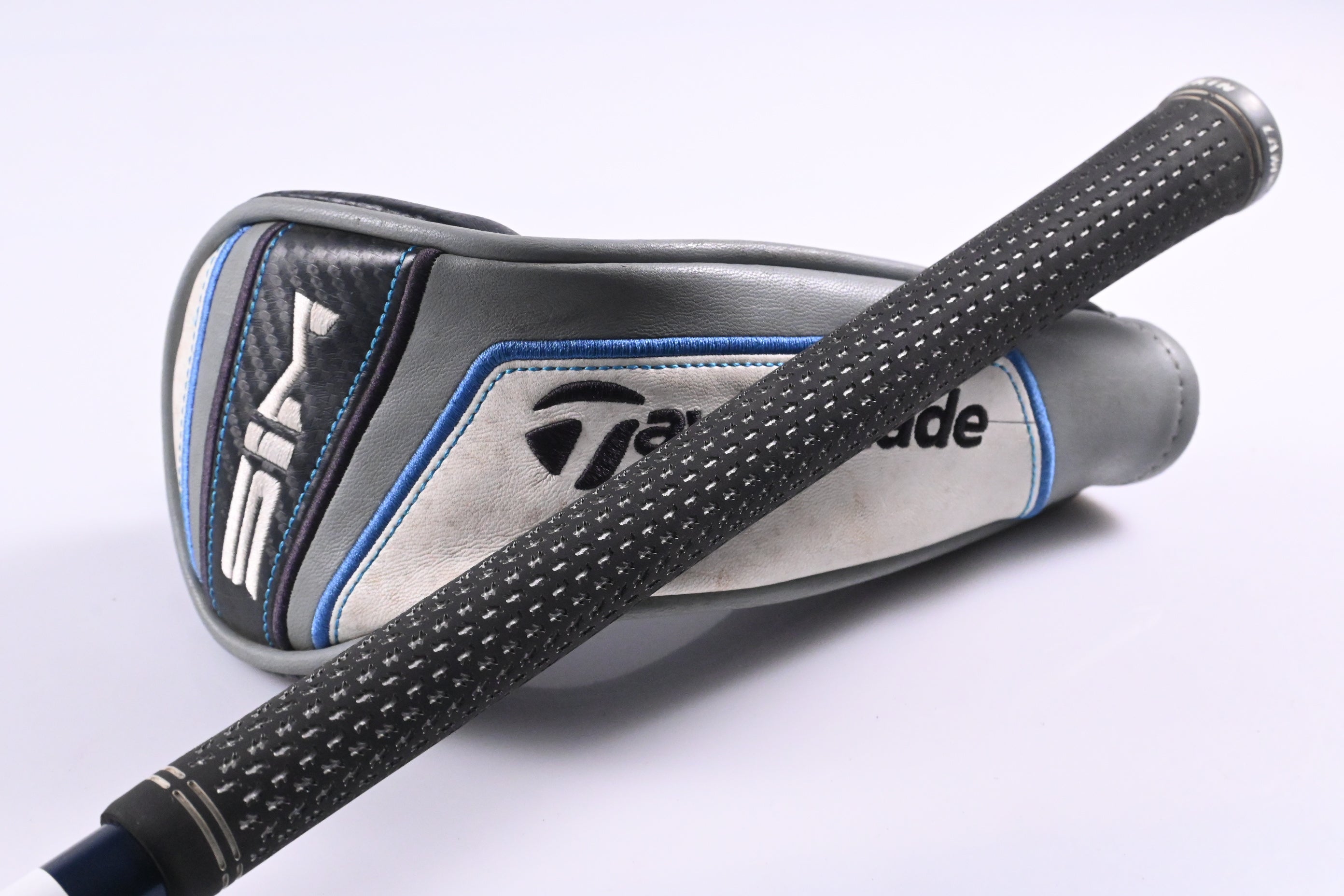 Taylormade SIM Max #6 Hybrid / 26 Degree / Regular Flex Ventus Blue 6 Shaft