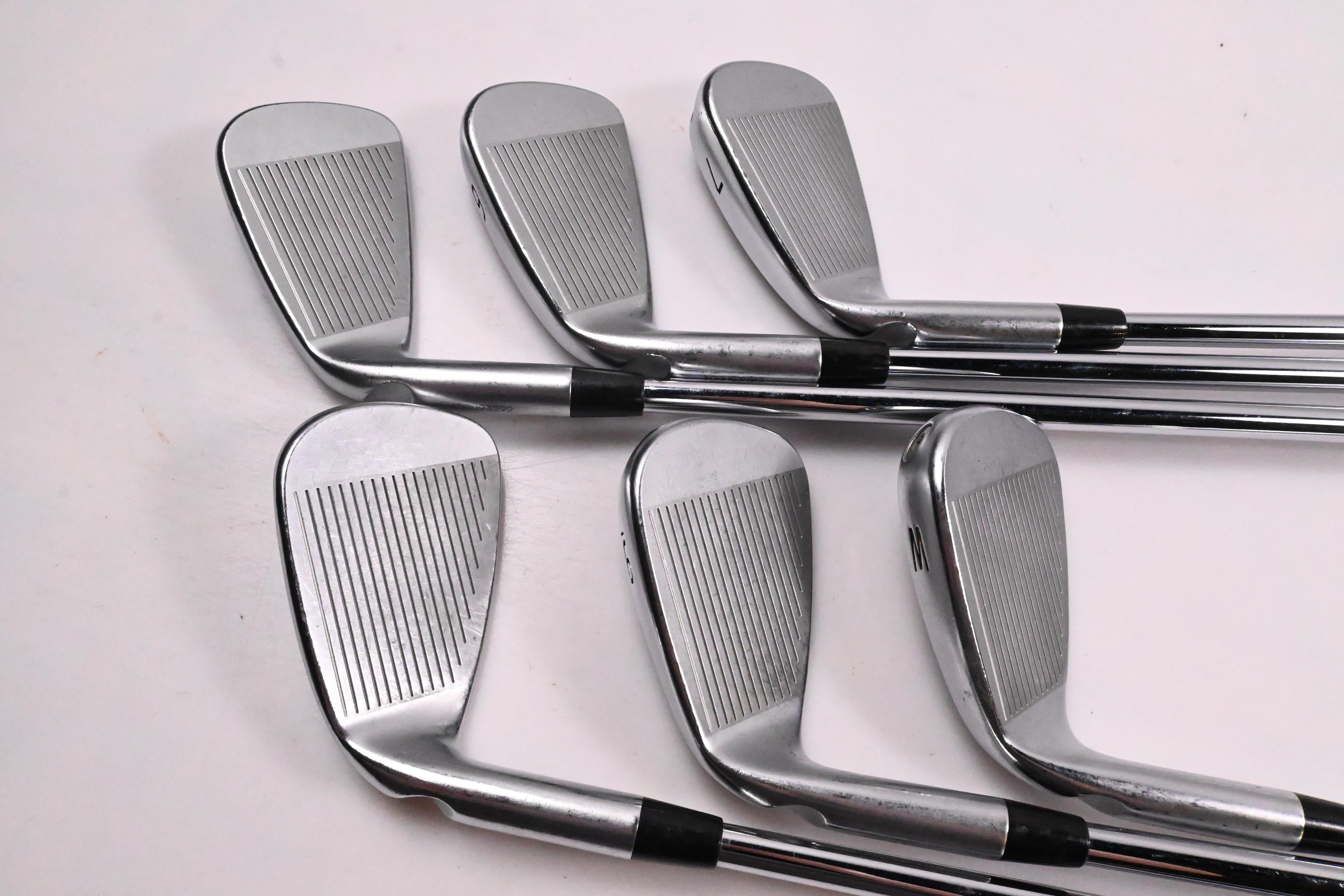Ping i230 Irons / 5-PW / Blue Dot / Stiff Flex Dynamic Gold S300 Shafts