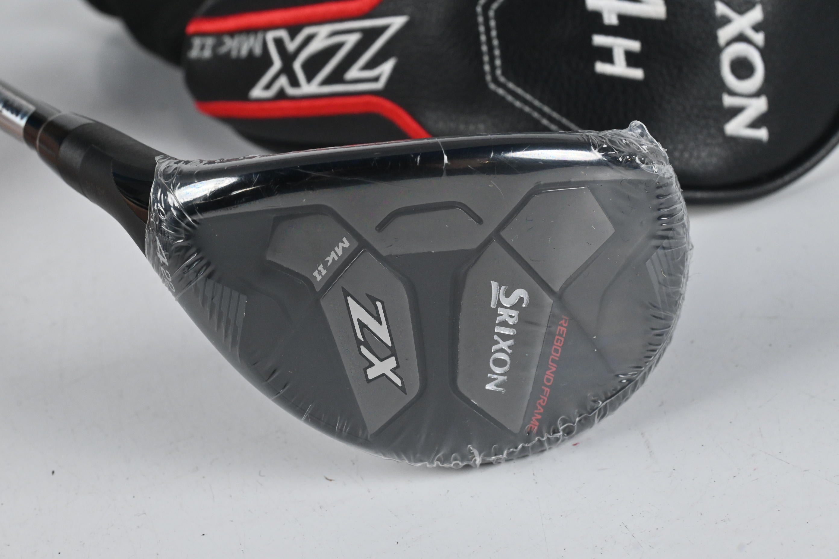 Left Hand Srixon ZX Mk II 2023 #4 Hybrid / 22 Degree / Regular Flex HZRDUS Smoke