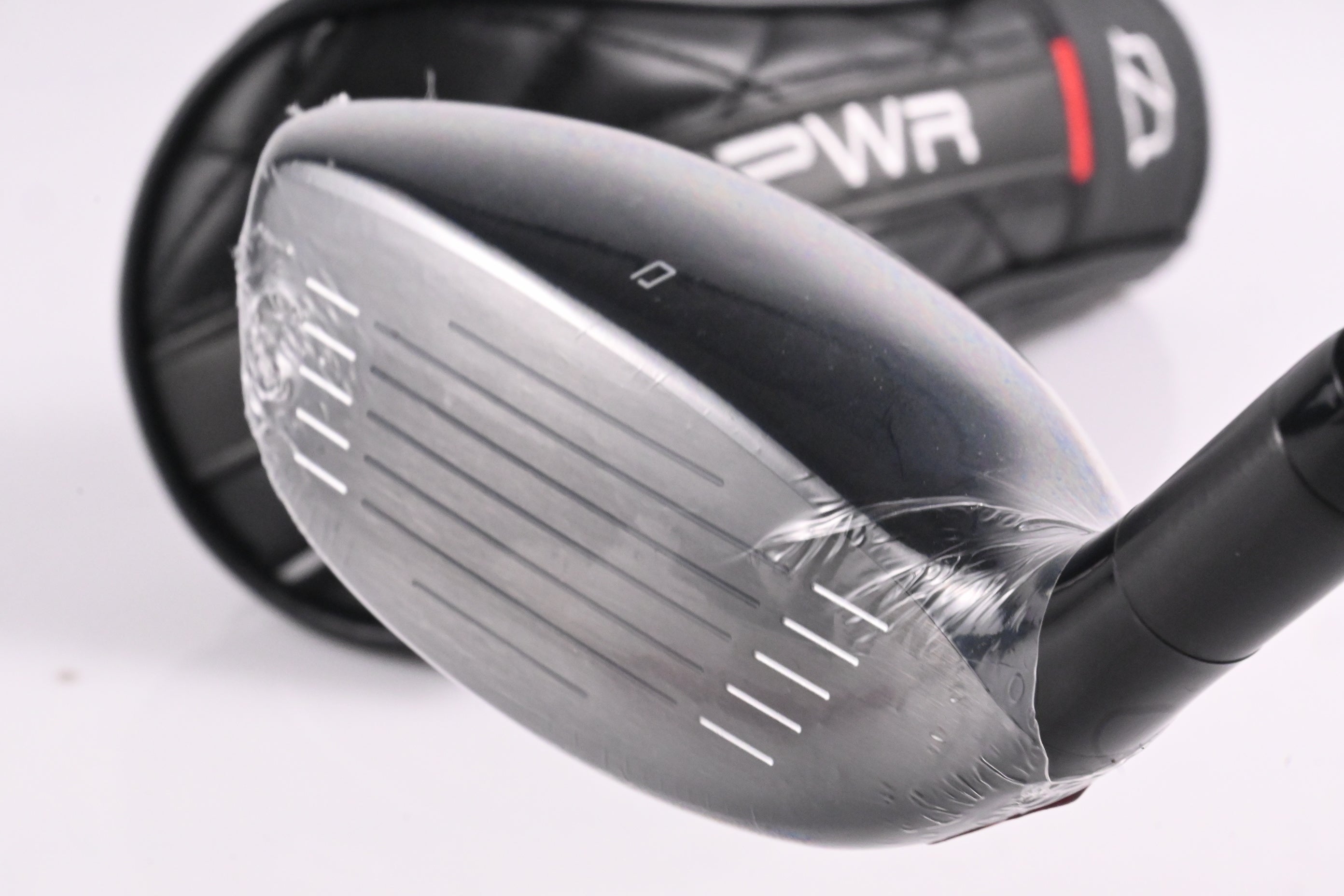 Wilson DYNAPWR 2025 #4 Hybrid / 22 Degree / Regular Flex Denali Red 70 Shaft