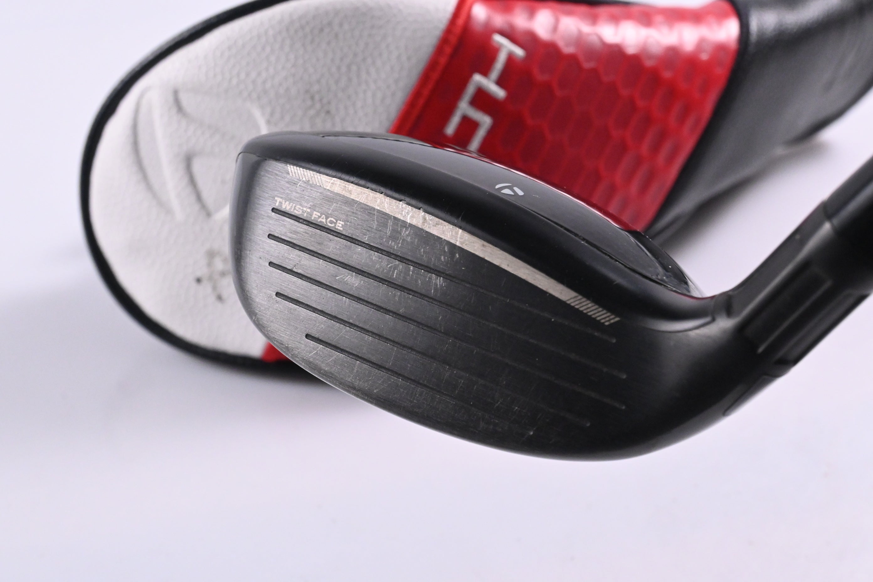 Taylormade Stealth 2 HD #4 Hybrid / 23 Degree / Senior Flex Speeder NX 50 Shaft