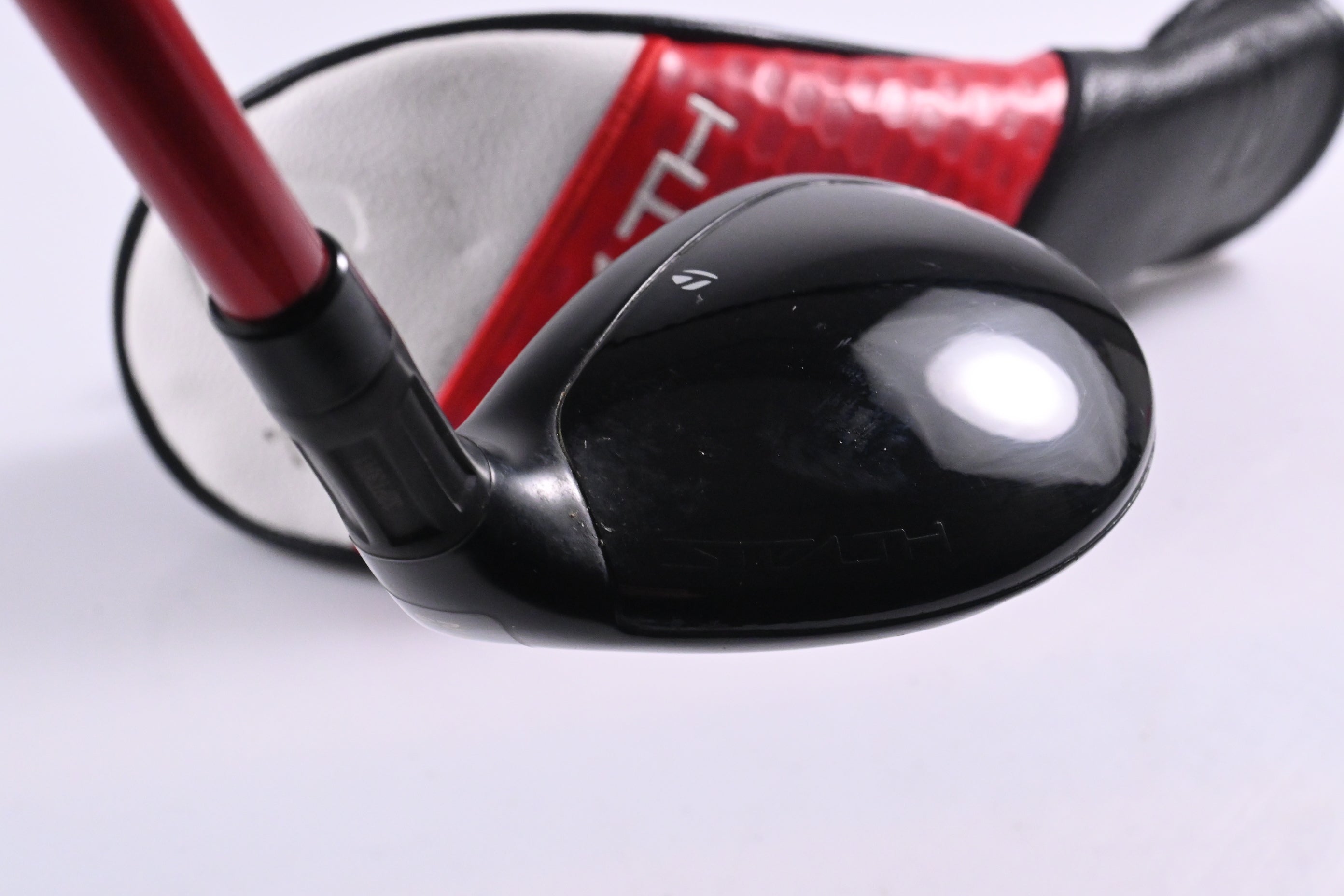 Taylormade Stealth 2 HD #4 Hybrid / 23 Degree / Senior Flex Speeder NX 50 Shaft