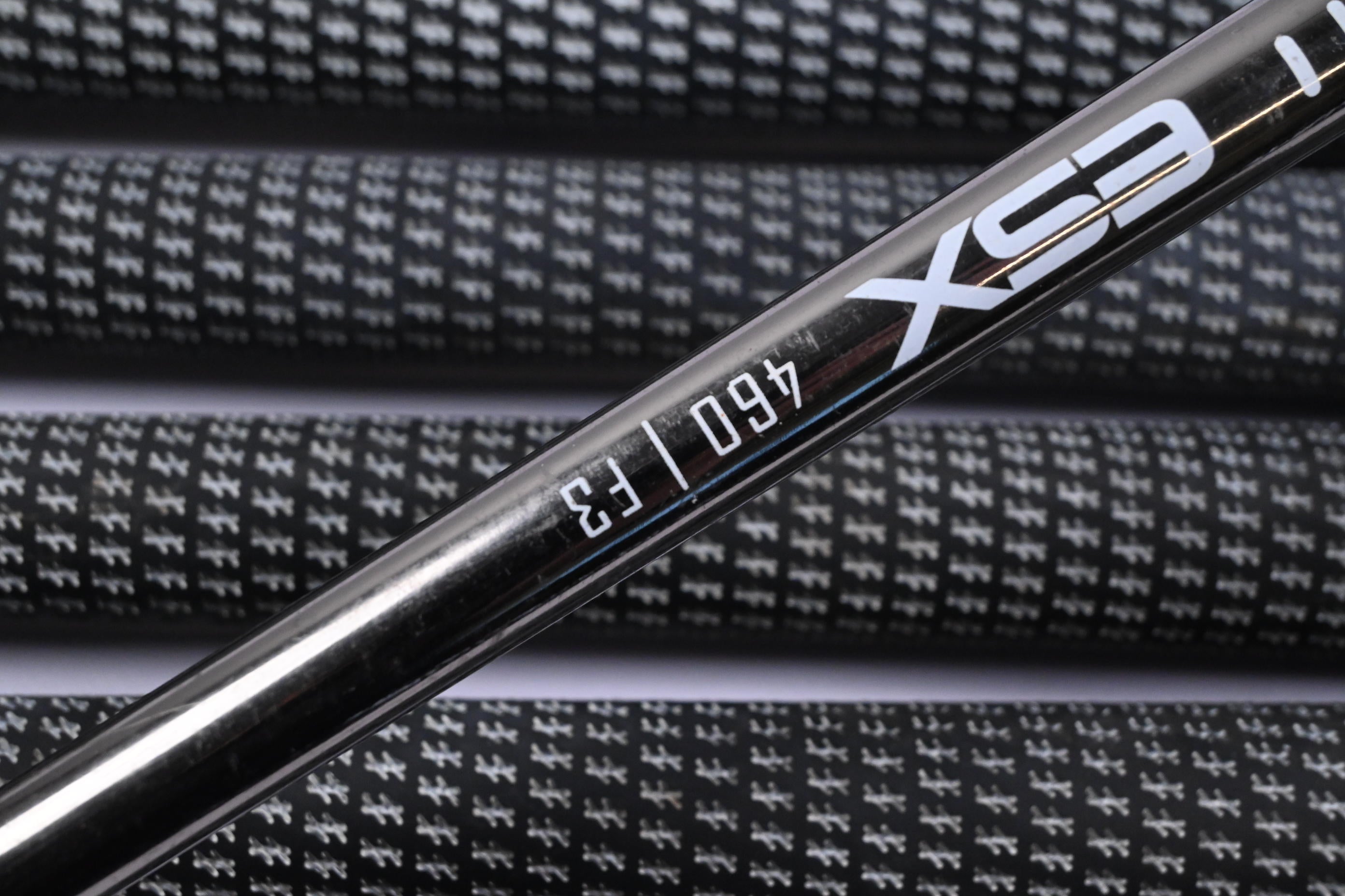 Cobra King Speedzone Irons / 5-PW+GW / Regular Flex UST Recoil ESX 460 Shafts