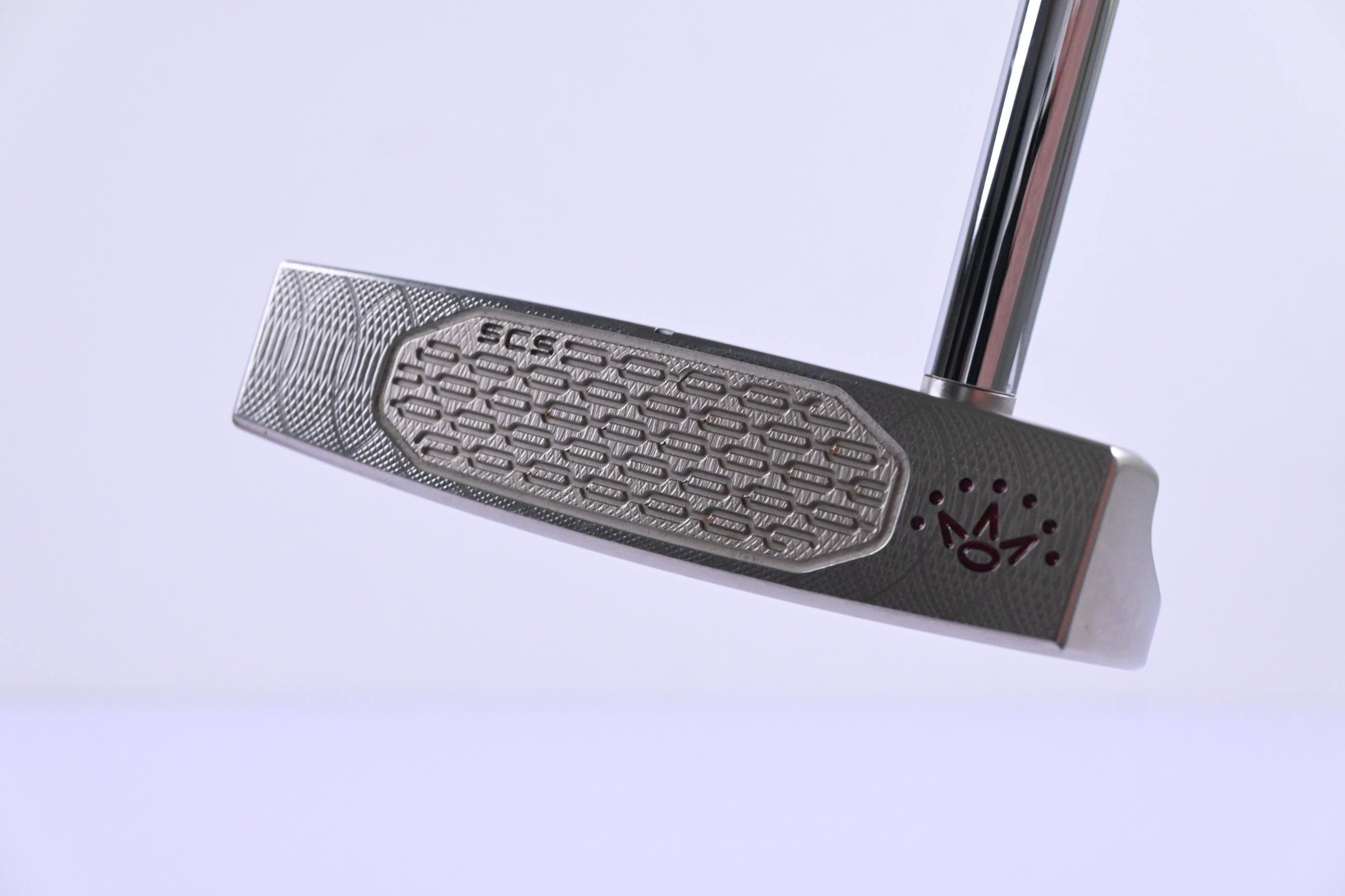 Scotty Cameron 2025 Studio Style Fastback Putter / 34 Inch