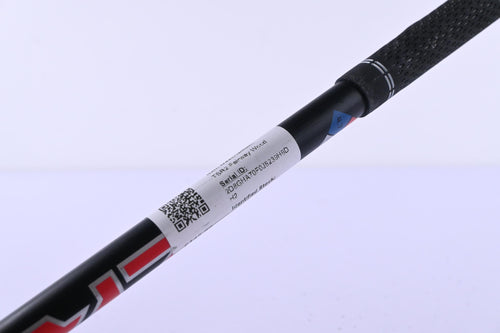 Titleist TSR2 #3 Wood / 16.5 Degree / Regular Flex HZRDUS Gen4 Red CB 60 Shaft