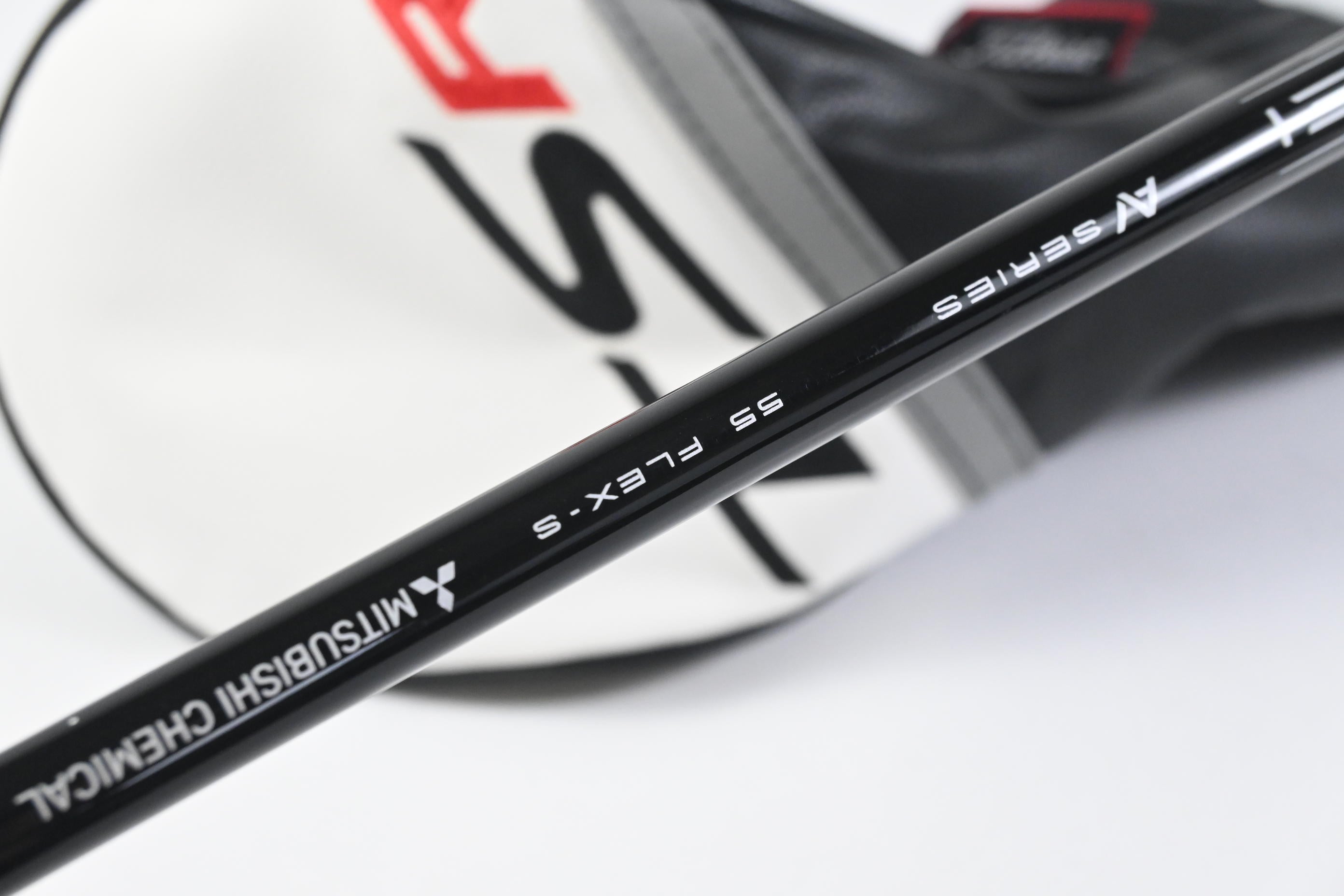 Titleist TSR2 Driver / 9 Degree / Stiff Flex Tensei AV Blue 55 Shaft